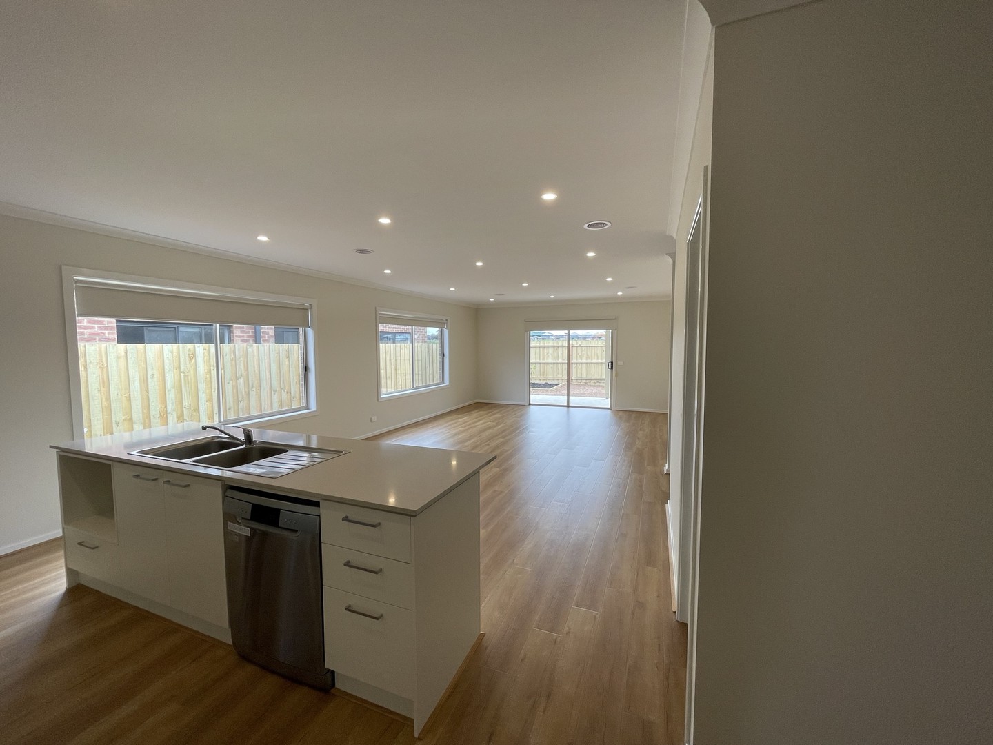 6 Rosehill WayDiggers Rest, VIC 3427  - Leased, Diggers Rest - Thumbnail 6