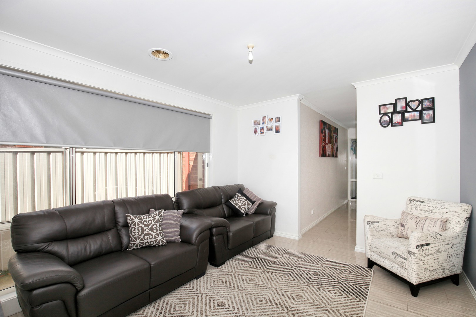 6 Rosewood Place, Craigieburn, VIC 3064, Craigieburn - Thumbnail 4