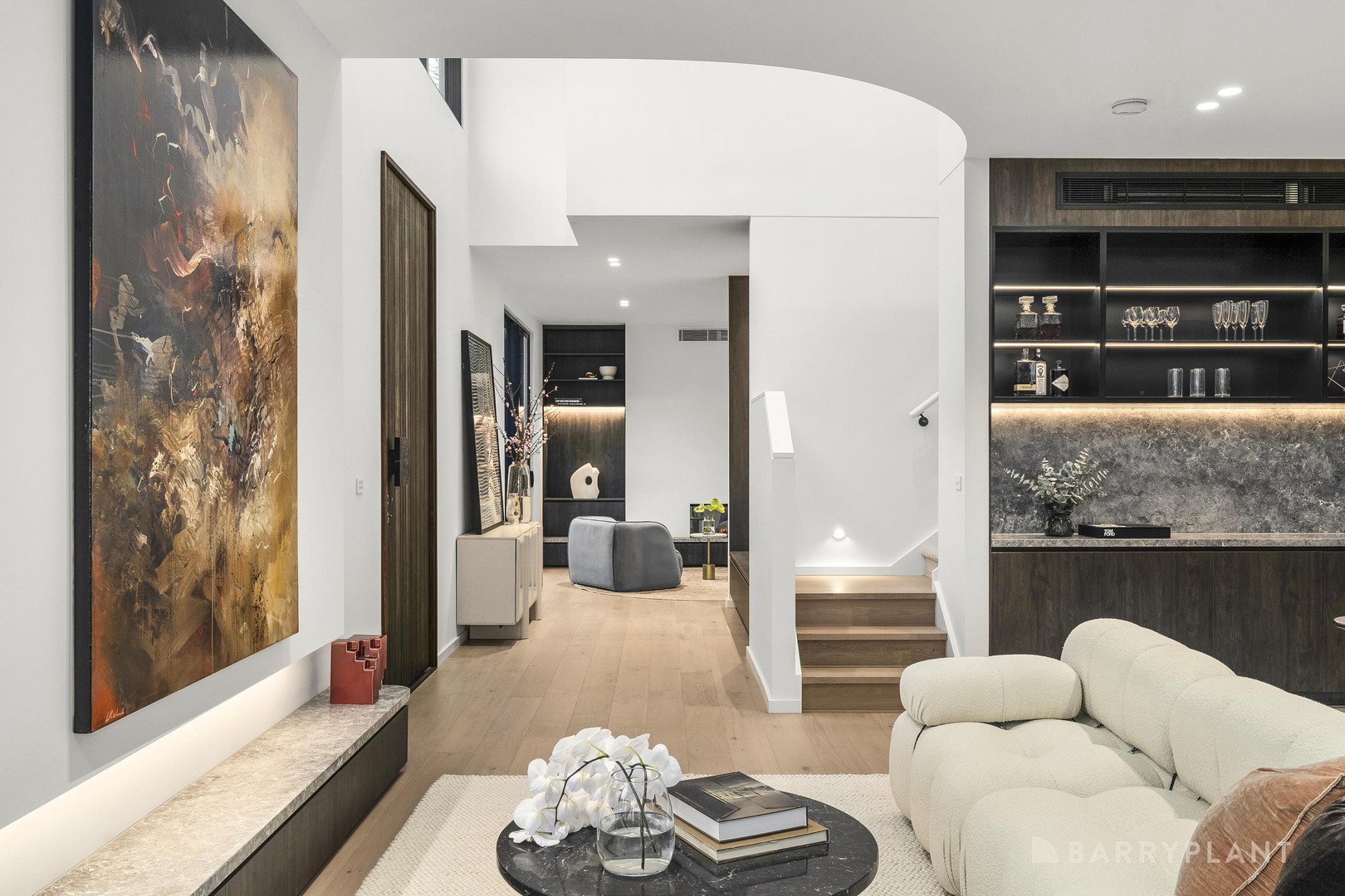 6 Ross Street, Doncaster East, VIC 3109 - Thumbnail 2 - 17/09/2025