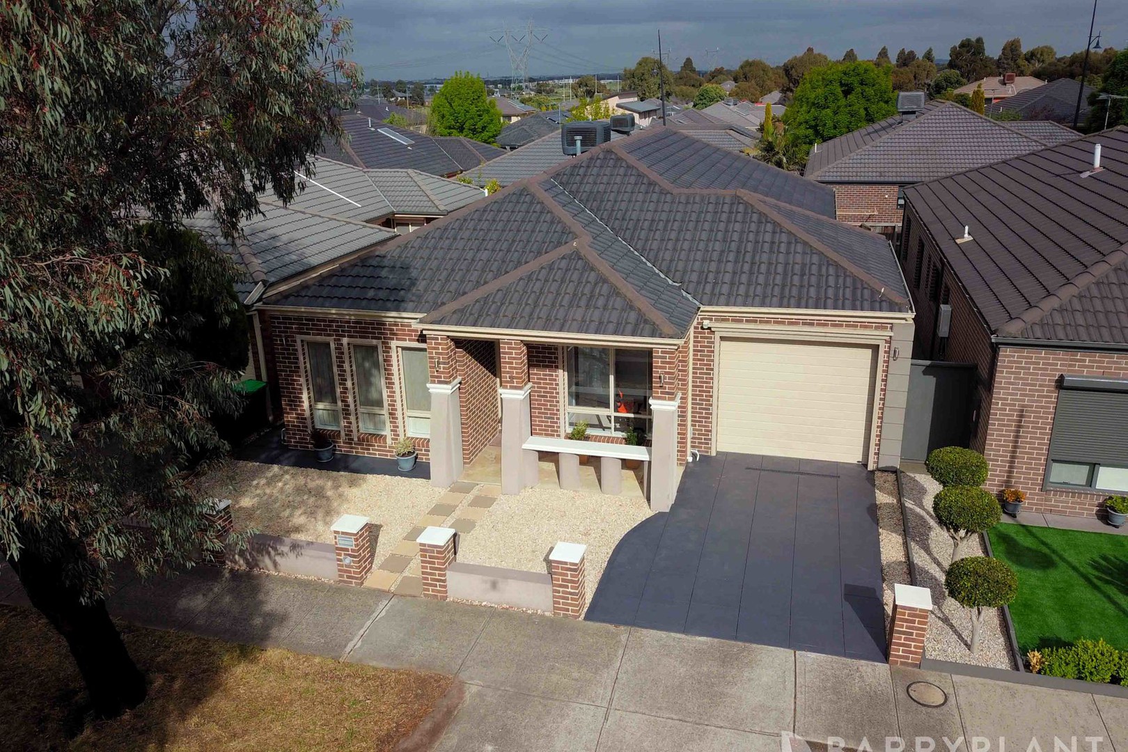 6 Runecrest Terrace, Epping, VIC 3076, Epping - Thumbnail 2