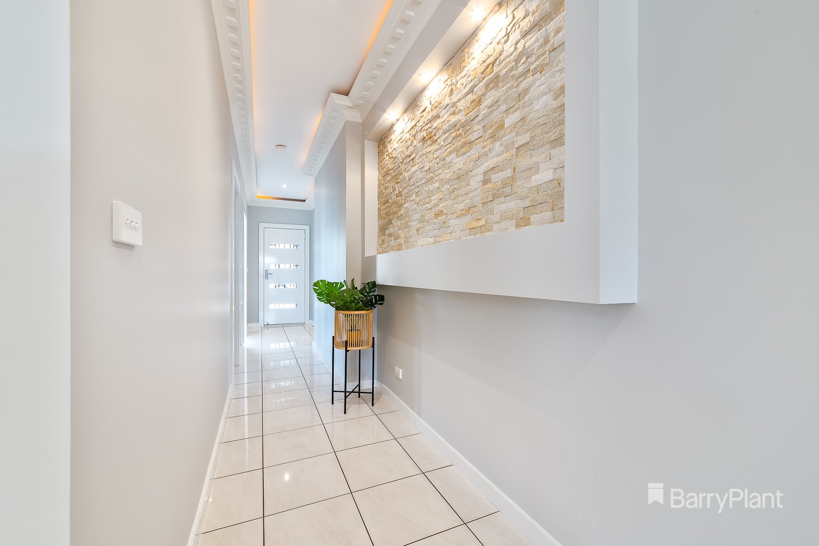 6 Runecrest Terrace, Epping, VIC 3076, Epping - Thumbnail 3