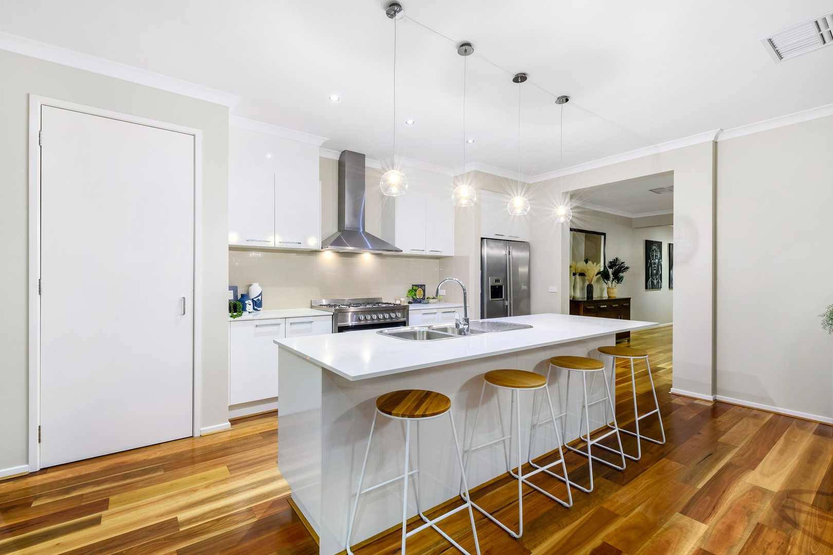 6 Rutherglen Way, Caroline Springs, VIC 3023, Caroline Springs - Thumbnail 6