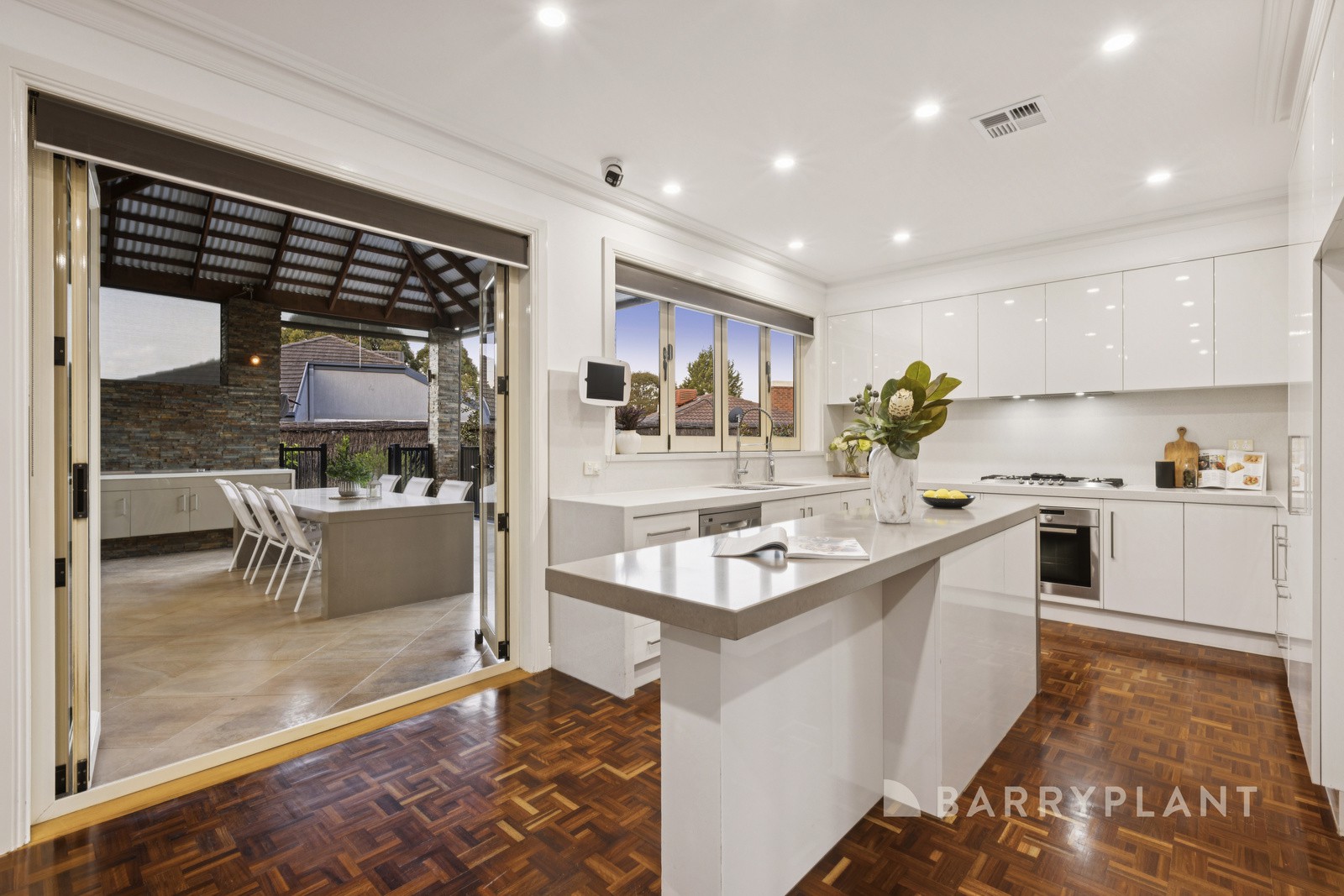 6 Salerno Way, Rowville, VIC 3178, Rowville - Thumbnail 4