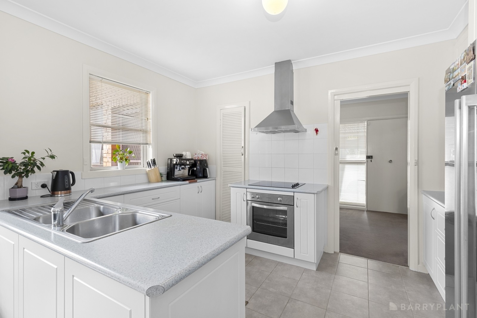 6 Sarona Street, Dandenong, VIC 3175, Dandenong - Thumbnail 5