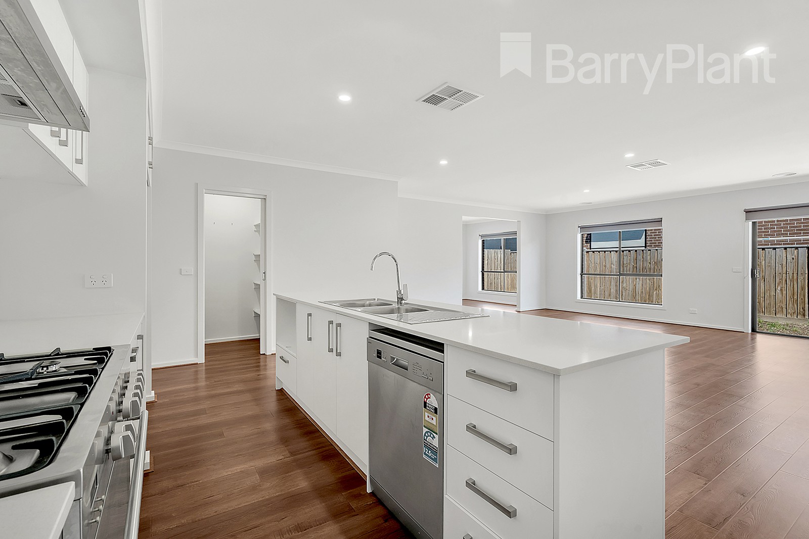 6 Selwood Road, Mickleham, VIC 3064, Mickleham - Thumbnail 7