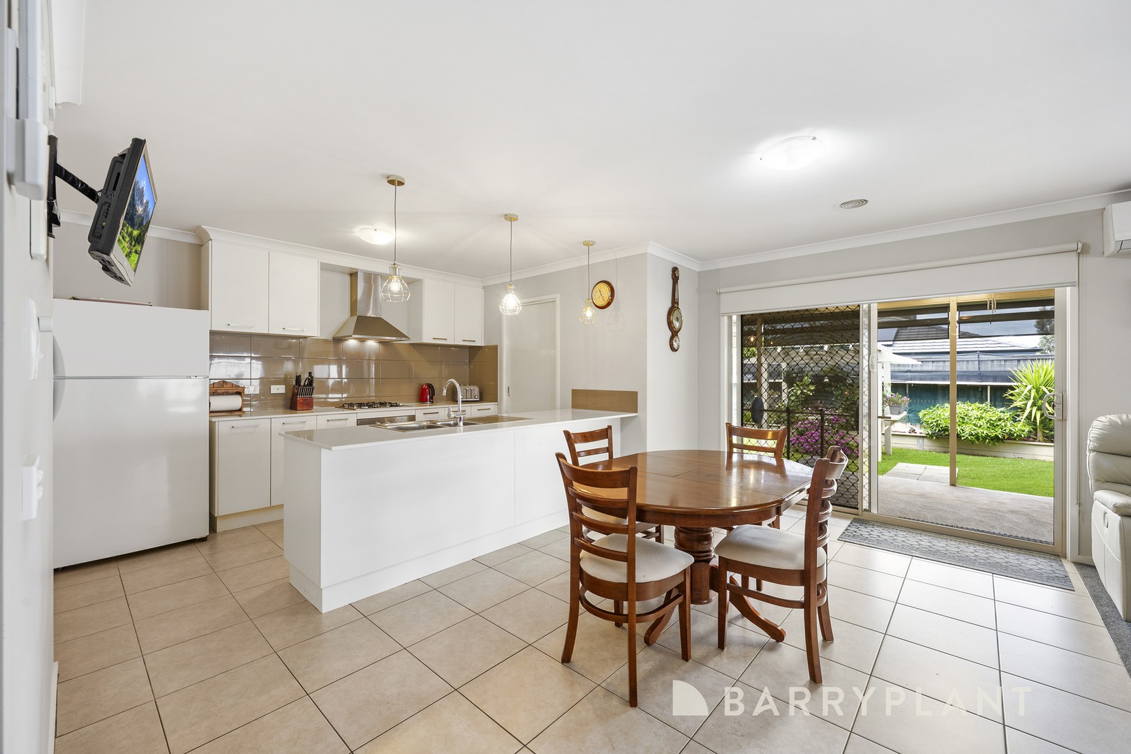 6 Sherbourne Road, Weir Views, VIC 3338, Weir Views - Thumbnail 5