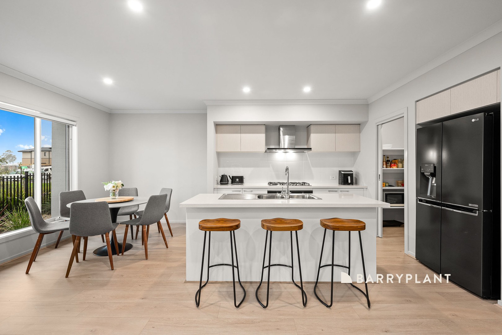 6 Sherriff Lane, Berwick, VIC 3806, Berwick - Thumbnail 2