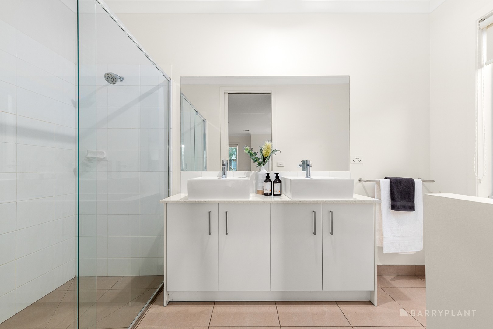 6 Solitude Crescent, Point Cook, VIC 3030, Point Cook - Thumbnail 4