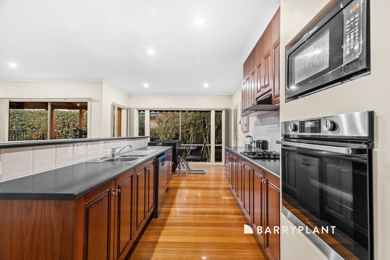 6 Sommersby Court, Lysterfield, VIC 3156, Lysterfield - Thumbnail 4