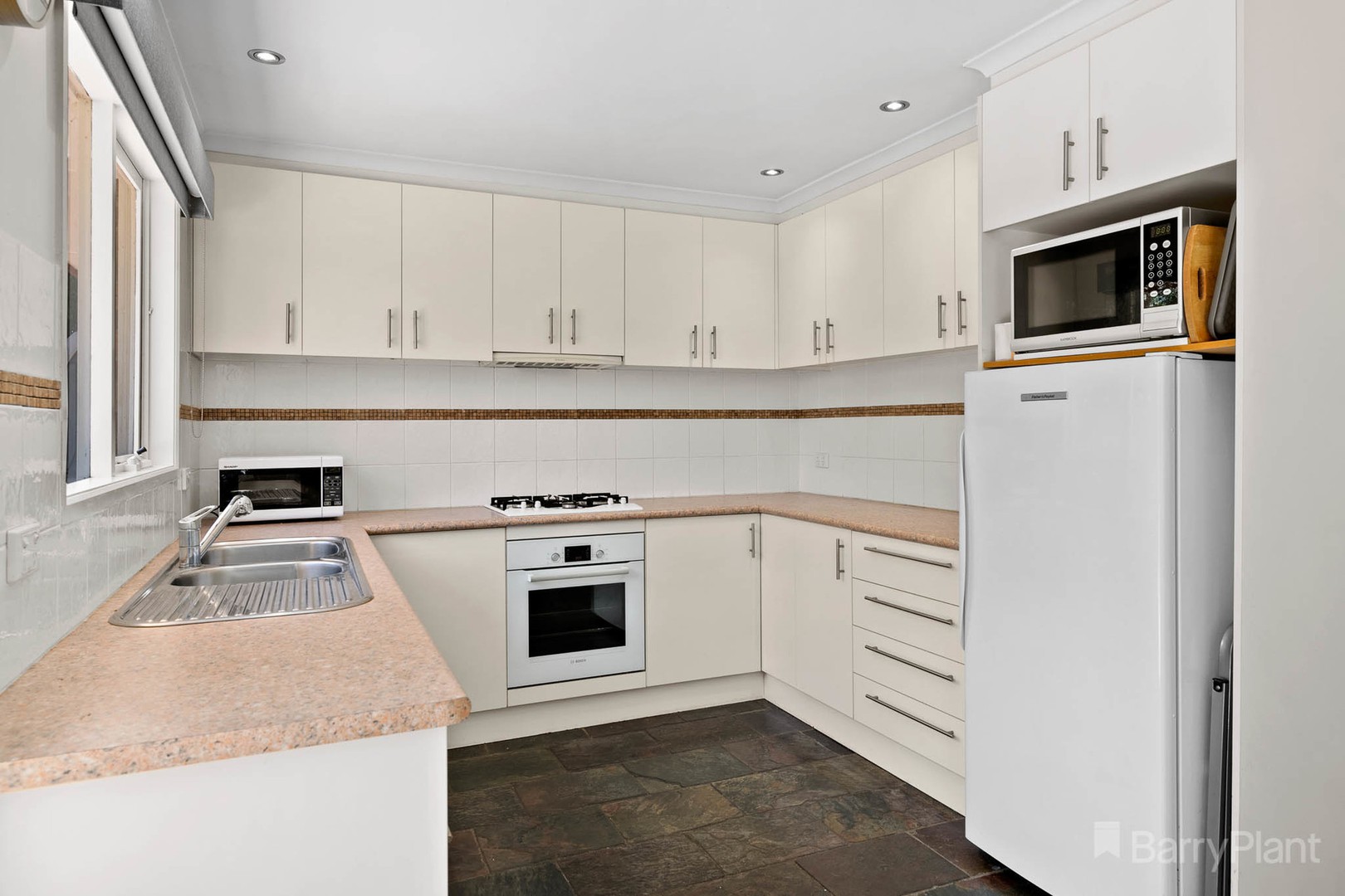 6 Sonja Court, Narre Warren, VIC 3805, Narre Warren - Thumbnail 6