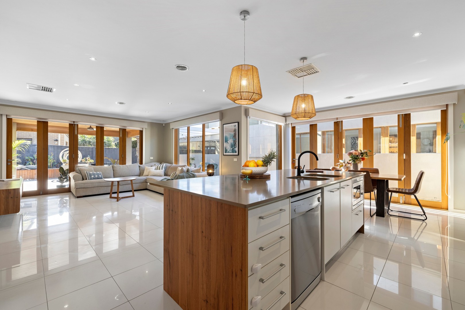 6 Spectacle Crescent, Point Cook, VIC 3030, Point Cook - Thumbnail 5