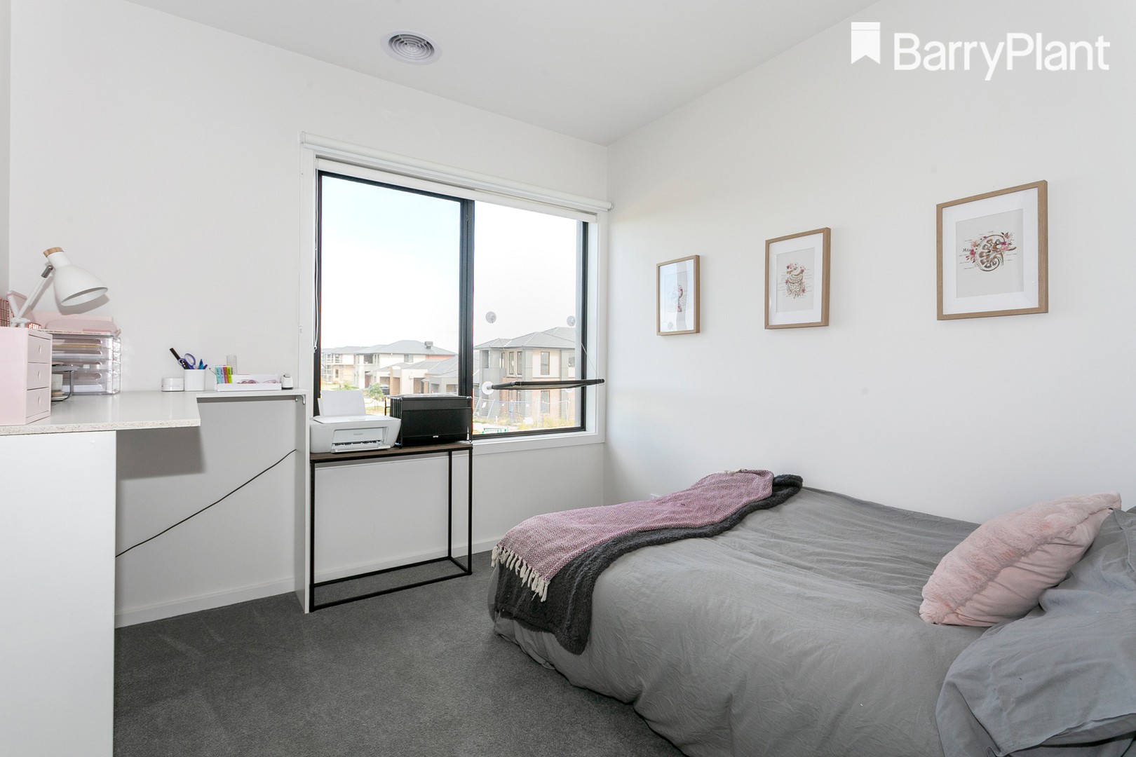 6 Spotted Gum Close, Clyde North, VIC 3978, Clyde North - Thumbnail 7