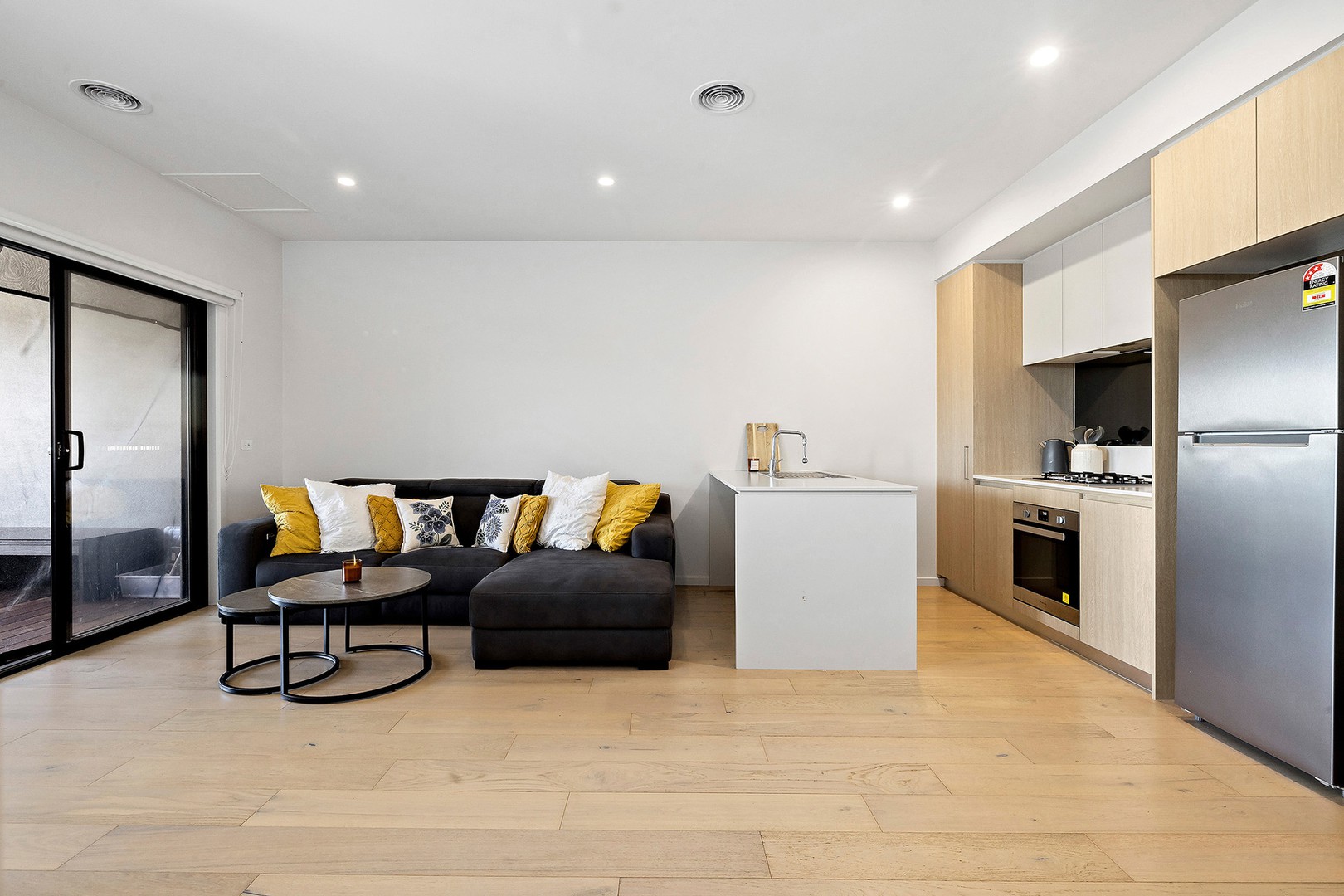 6 Spotted Gum Close, Clyde, VIC 3978, Clyde - Thumbnail 6