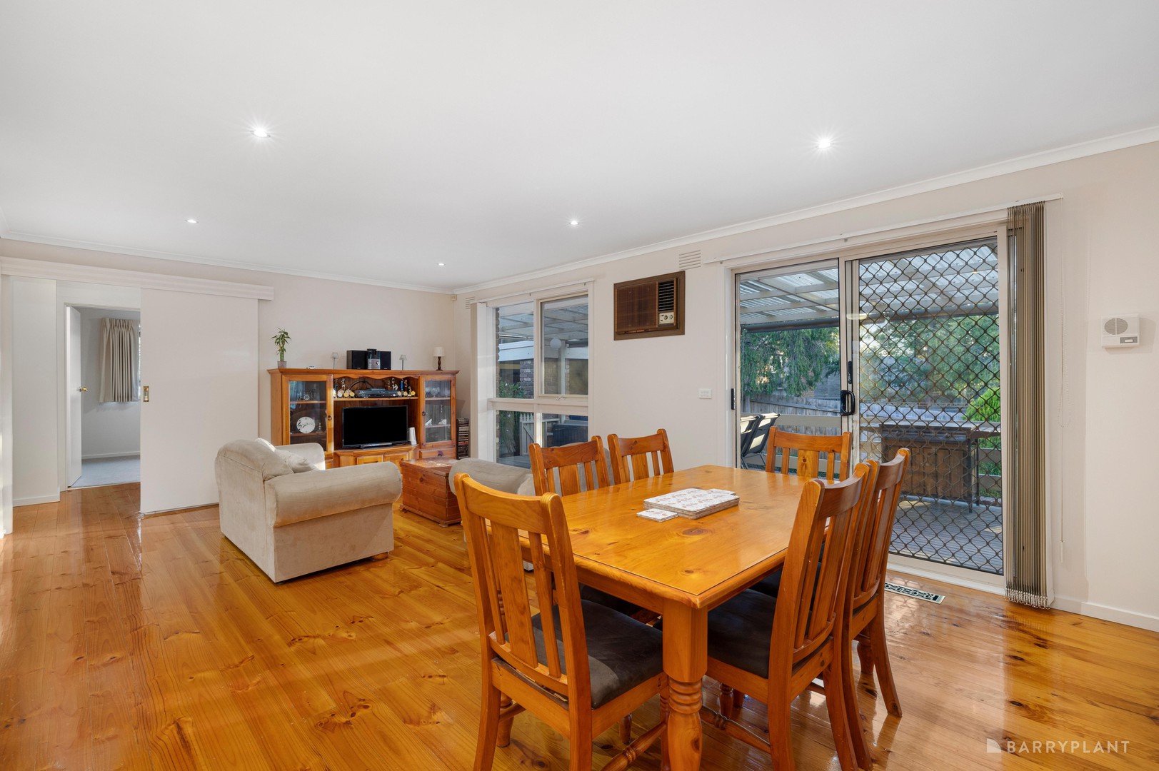 6 St Clems Road, Doncaster East, VIC 3109, Doncaster East - Thumbnail 5