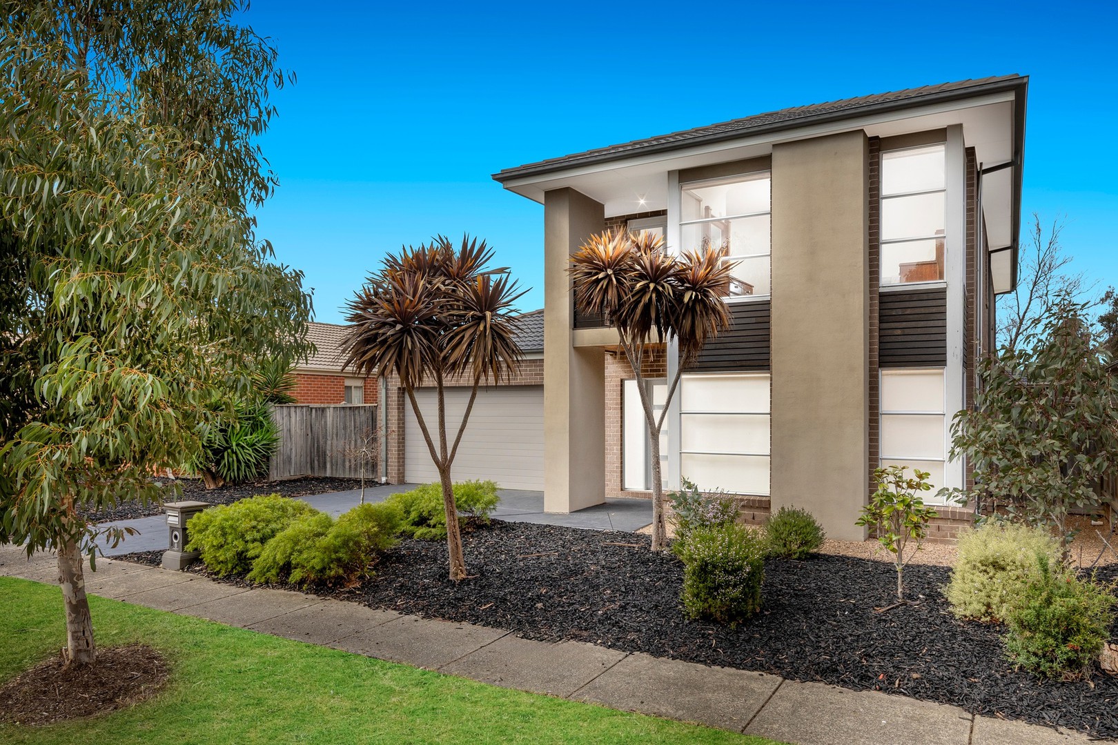 6 Statesman Way, Point Cook, VIC 3030 - Thumbnail 2 - 22/09/2025