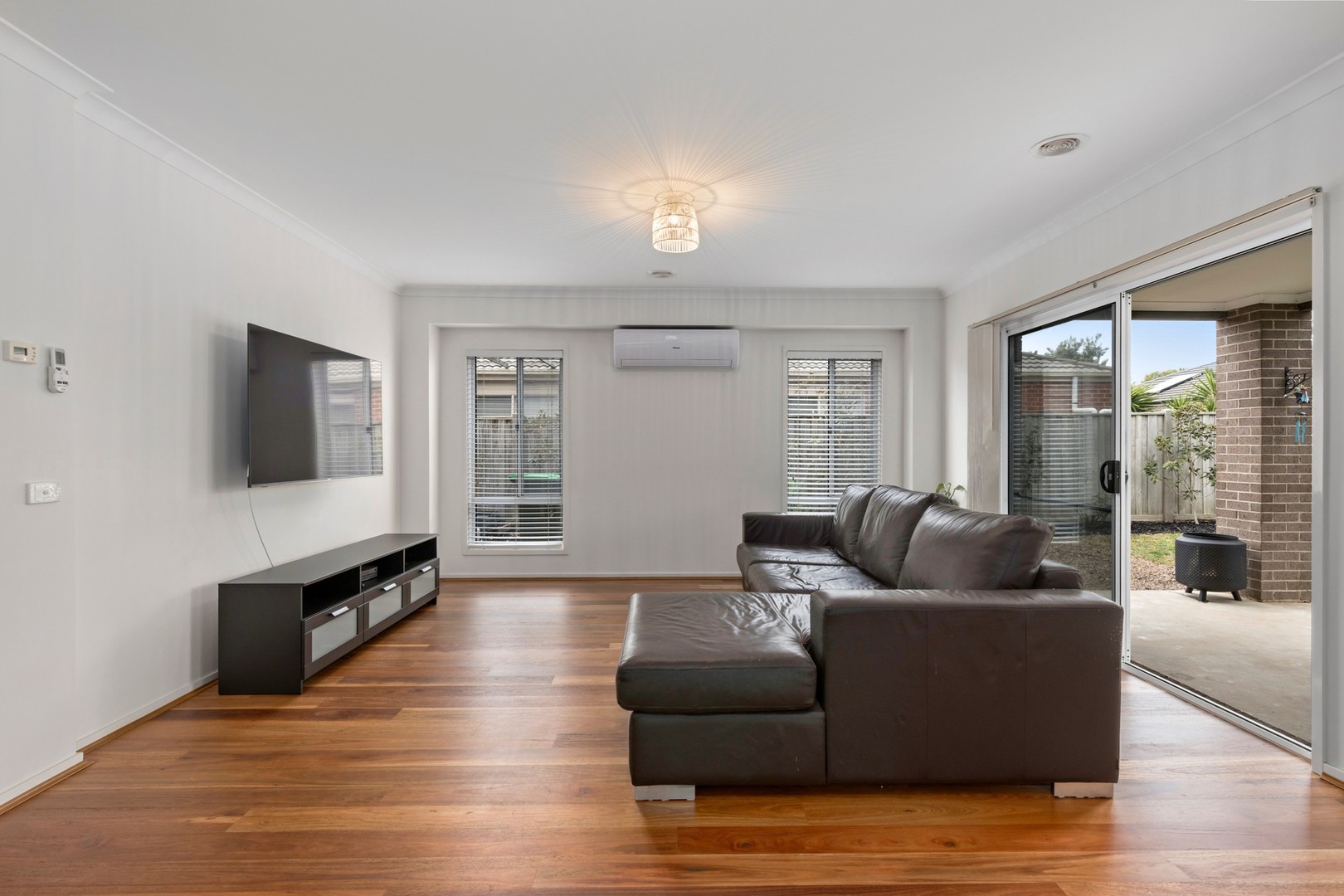 6 Statesman Way, Point Cook, VIC 3030, Point Cook - Thumbnail 4