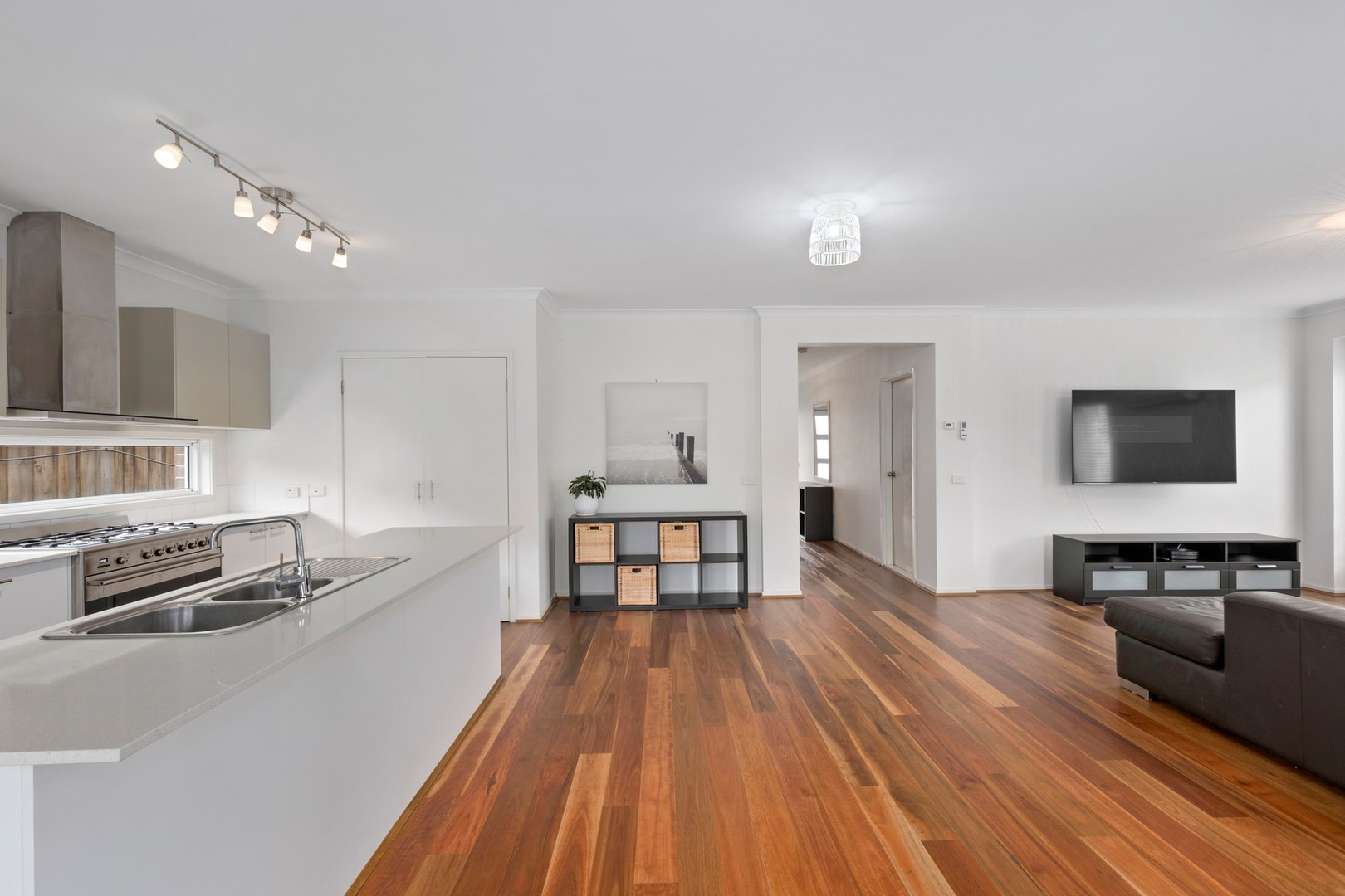 6 Statesman Way, Point Cook, VIC 3030, Point Cook - Thumbnail 8