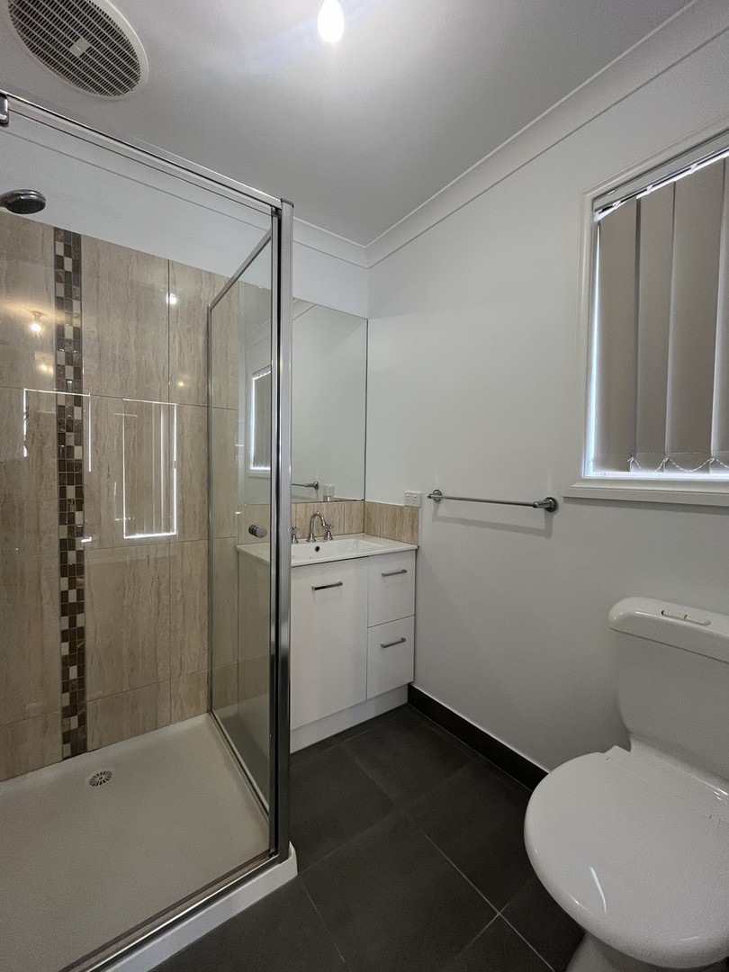 6 Stefan Drive, Harkness, VIC 3337, Harkness - Thumbnail 3