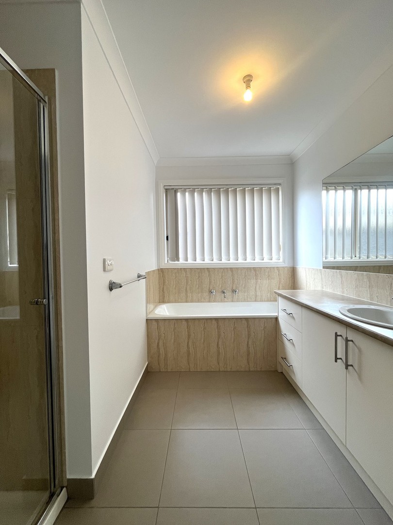 6 Stefan Drive, Harkness, VIC 3337, Harkness - Thumbnail 7