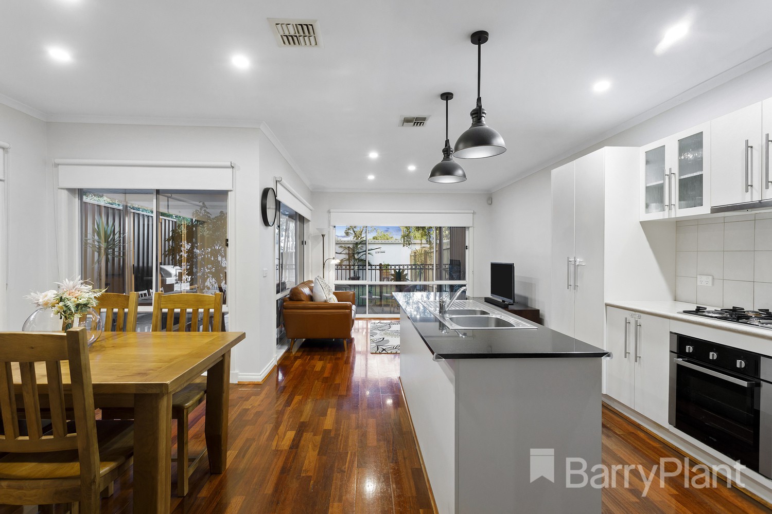 6 Sugargum Drive, Bundoora, VIC 3083, Bundoora - Thumbnail 2