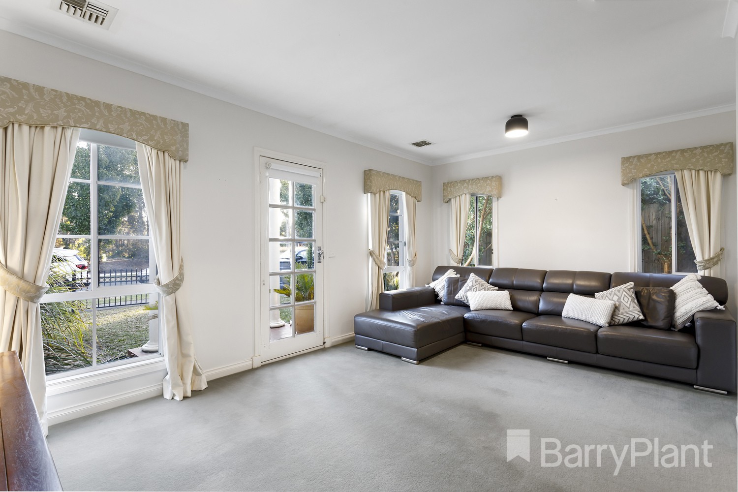 6 Sugargum Drive, Bundoora, VIC 3083, Bundoora - Thumbnail 3
