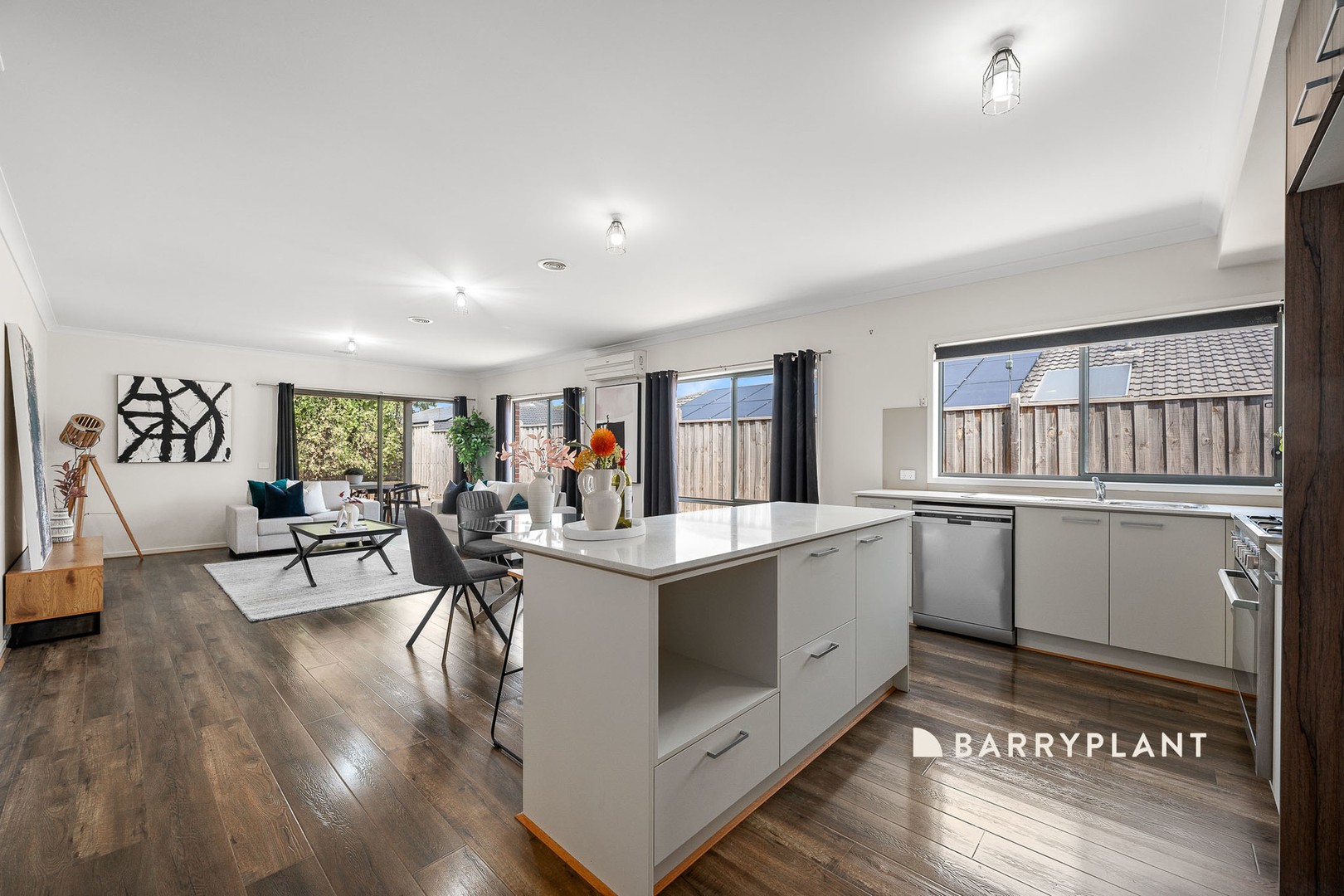 6 Sunnybank Way, Pakenham, VIC 3810, Pakenham - Thumbnail 6