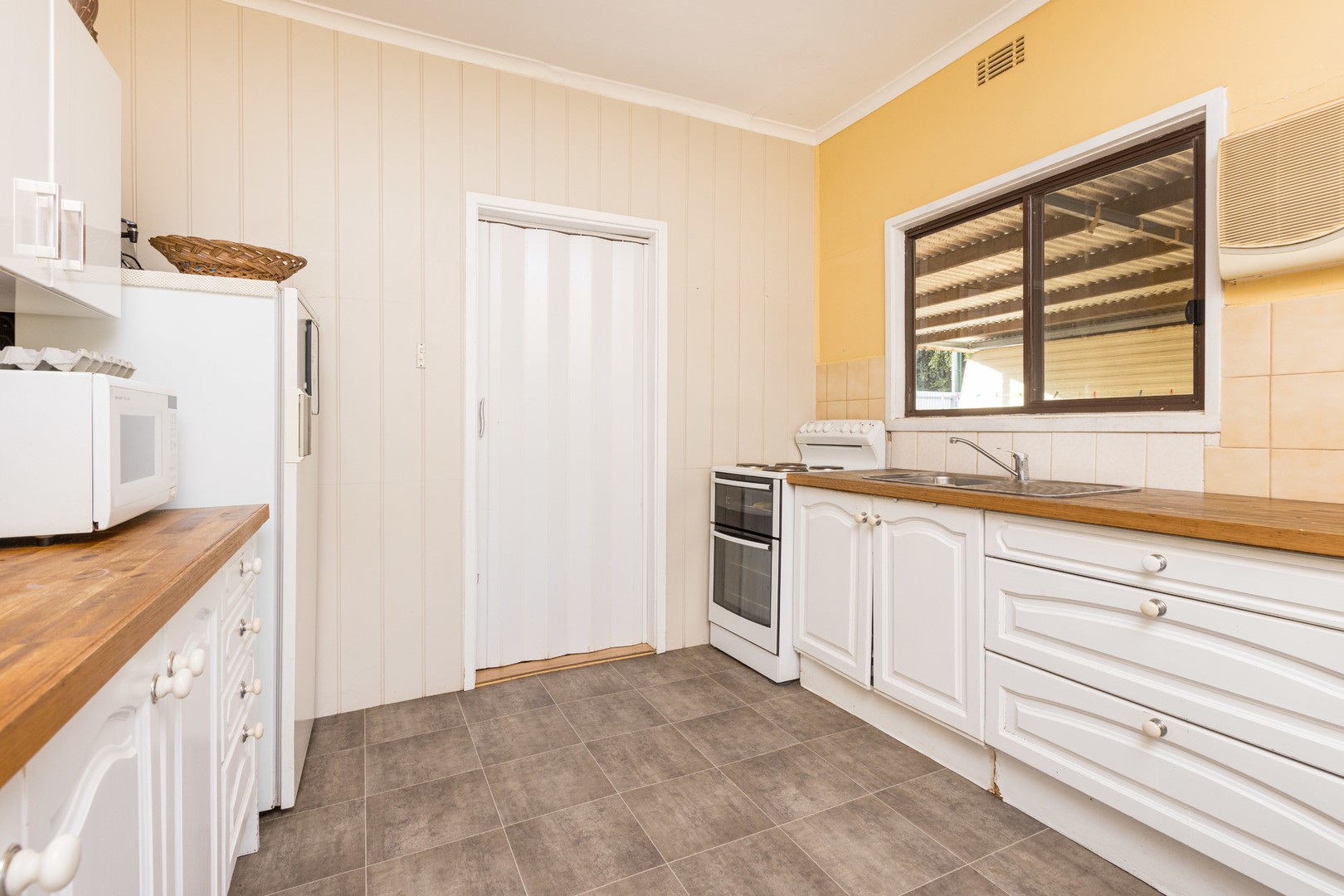 6 Surgey Street, Merbein, VIC 3505, Merbein - Thumbnail 4