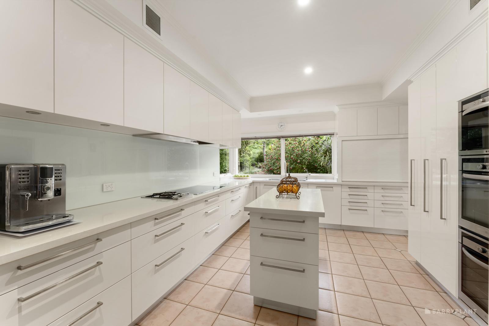 6 Swansfield Court, Warrandyte, VIC 3113, Warrandyte - Thumbnail 8