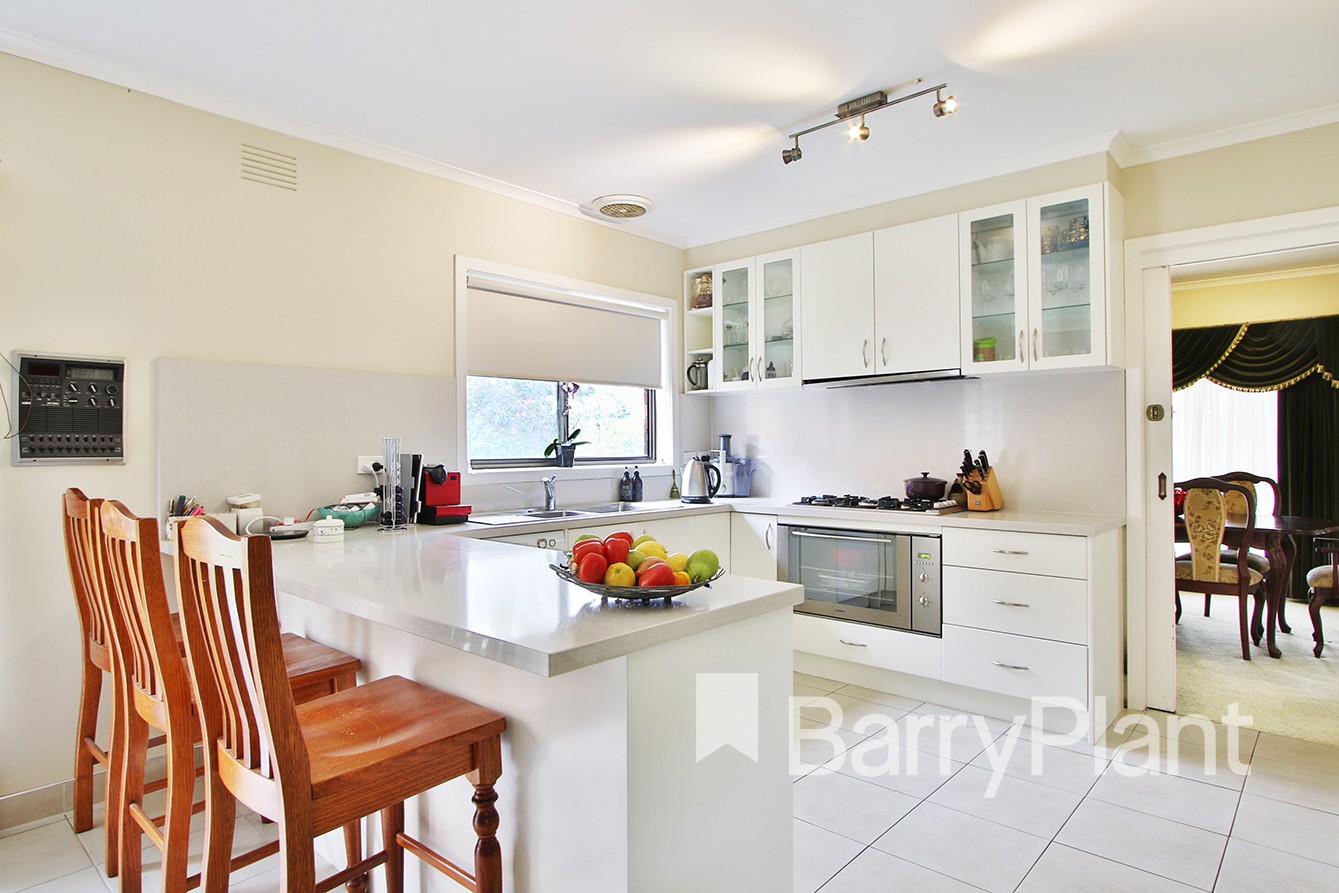 6 Tadema Crescent, Eltham, VIC 3095, Eltham - Thumbnail 2