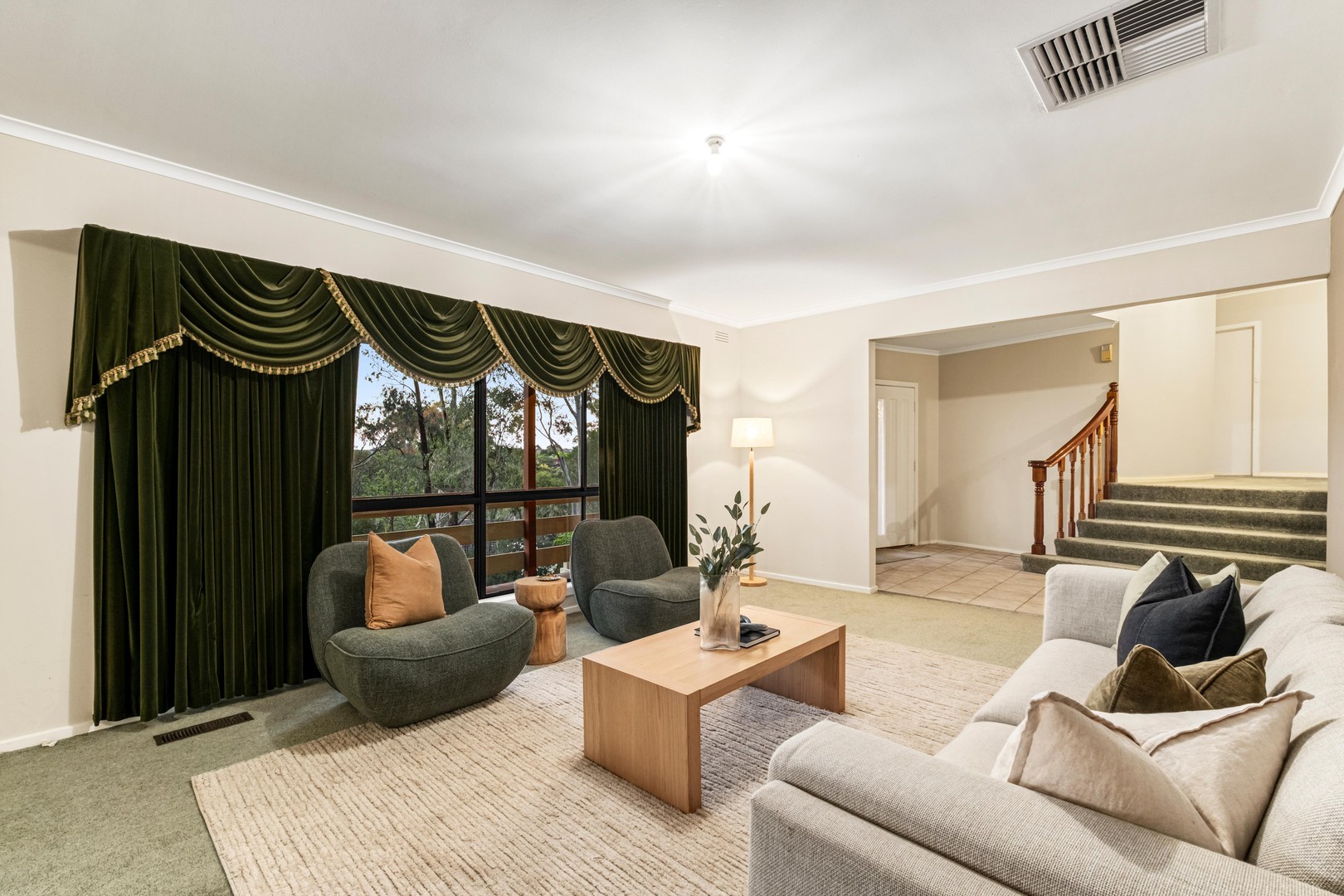 6 Tadema Crescent, Eltham, VIC 3095 - Thumbnail 2 - 27/11/2025