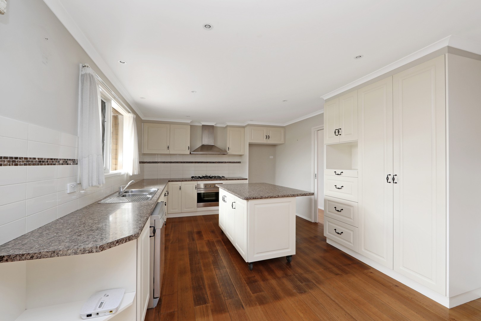 6 Tamboon Drive, Rowville, VIC 3178, Rowville - Thumbnail 5