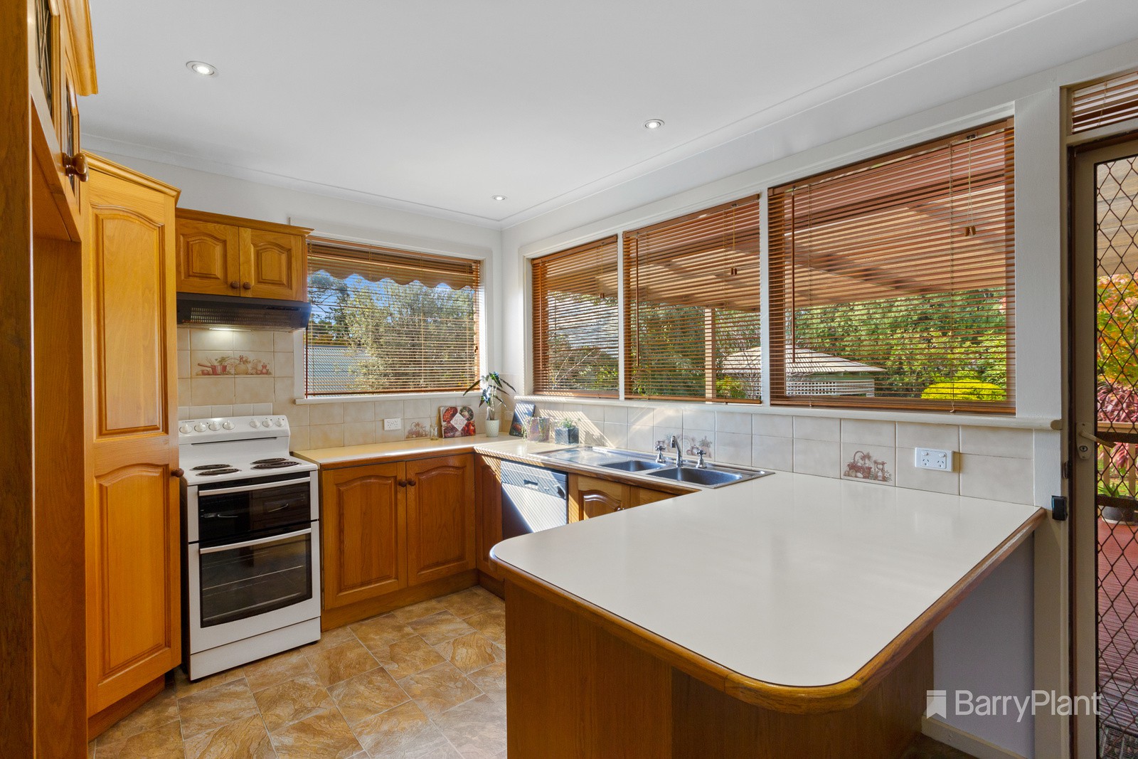 6 Tathra Court, Boronia, VIC 3155, Boronia - Thumbnail 4