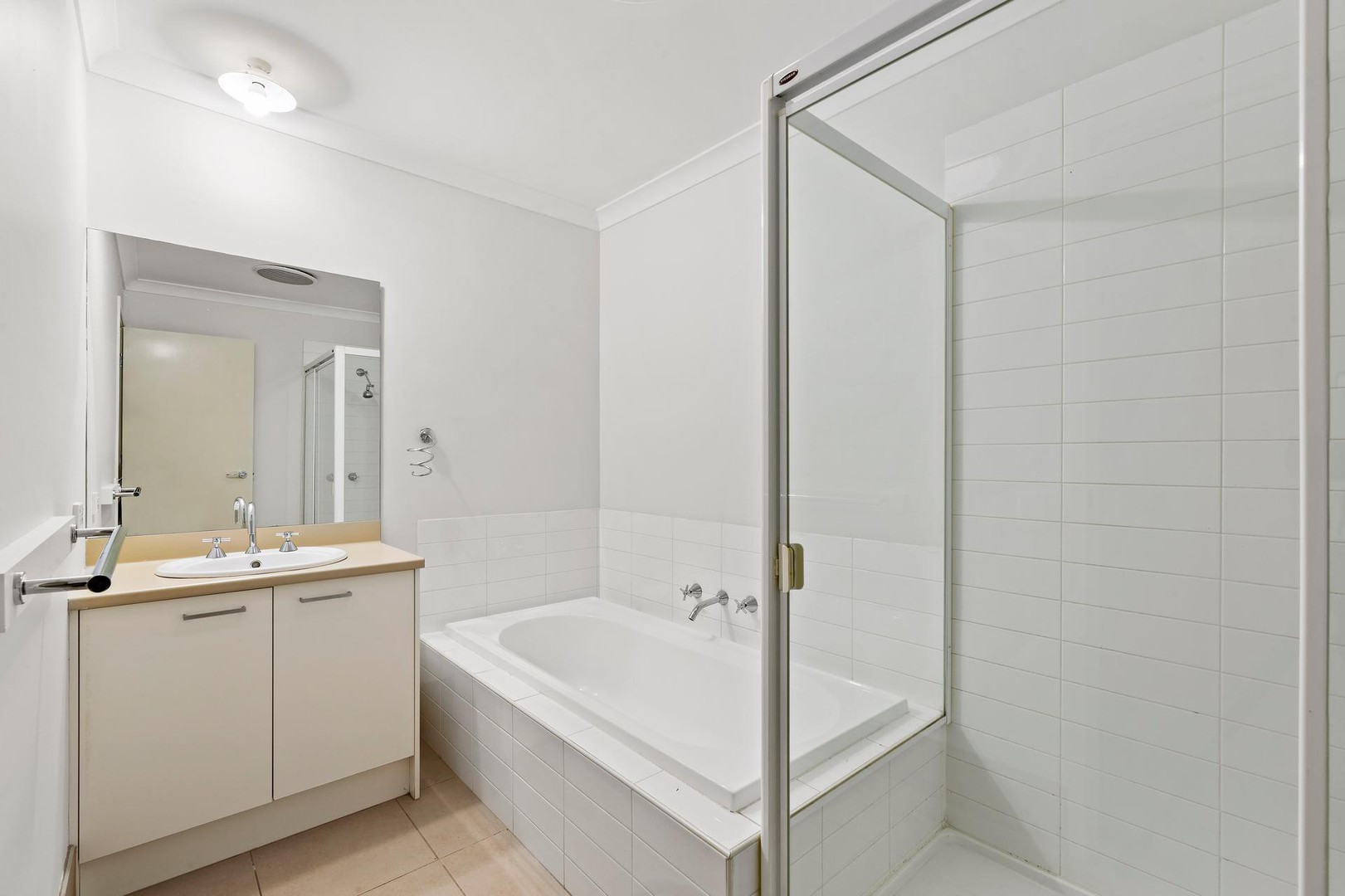 6 Taupo Court, South Morang, VIC 3752, South Morang - Thumbnail 6