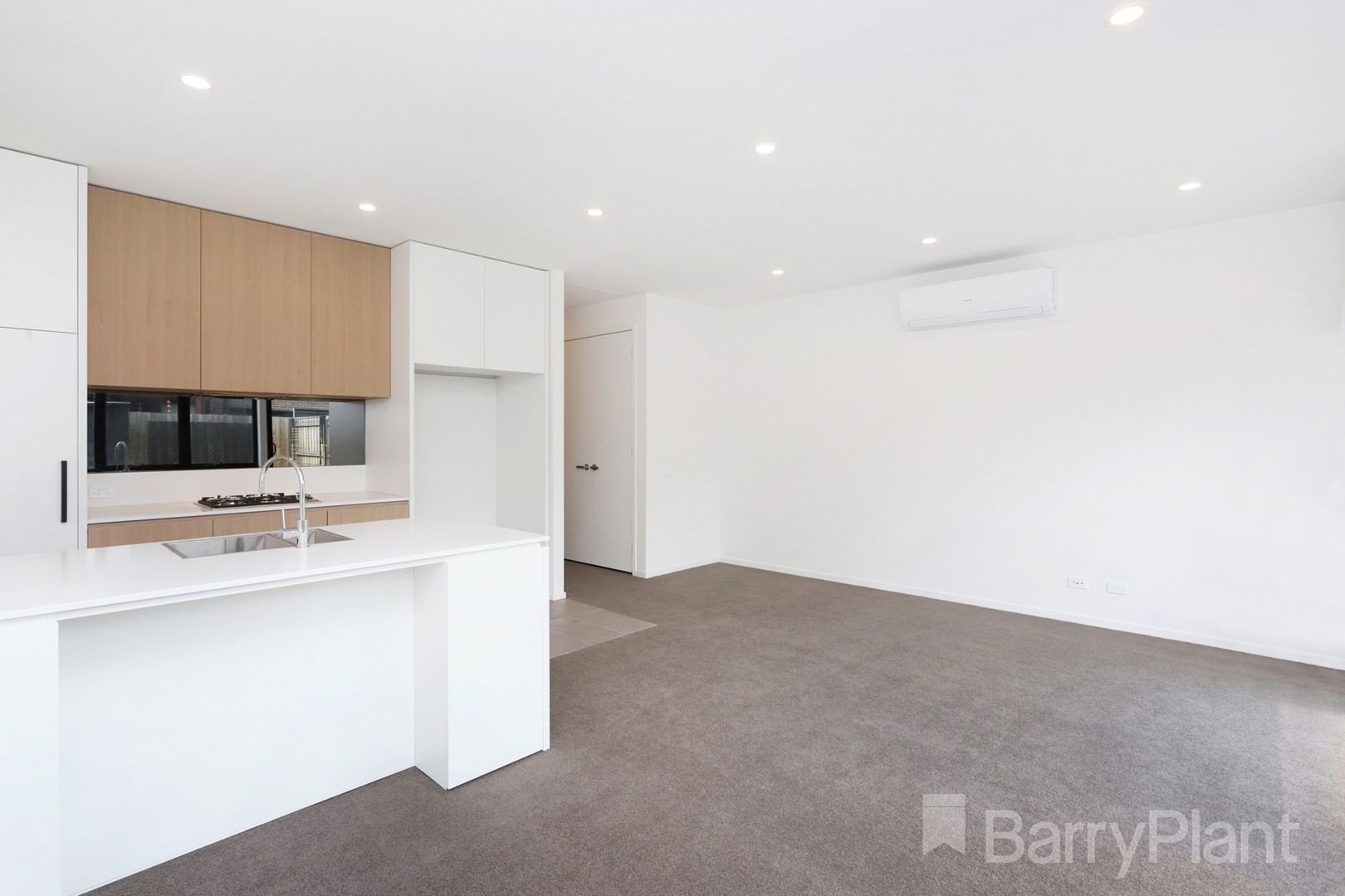 6 Teague Crescent, Braybrook, VIC 3019, Braybrook - Thumbnail 3