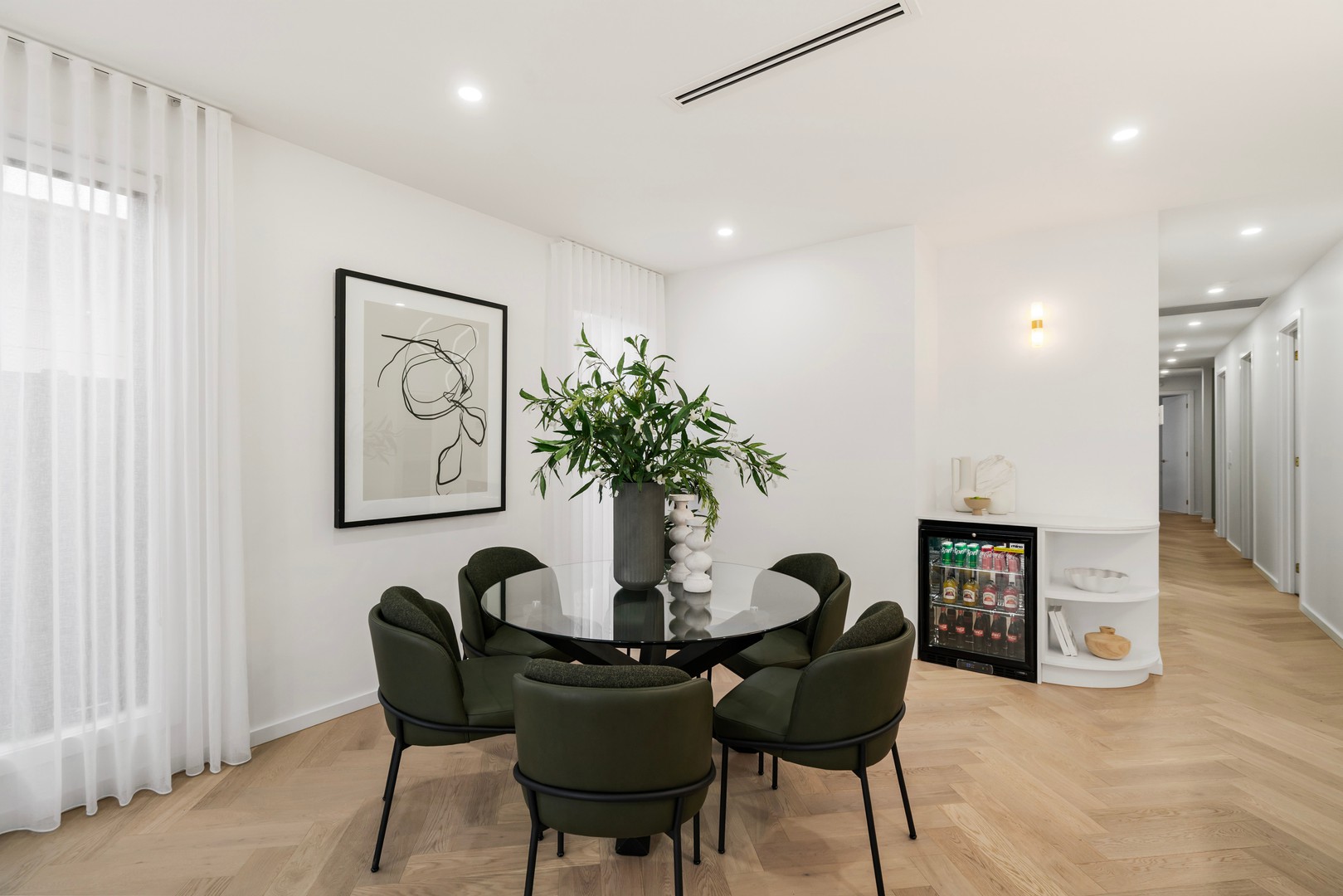 6 Thomas Street, Airport West, VIC 3042, Airport West - Thumbnail 3
