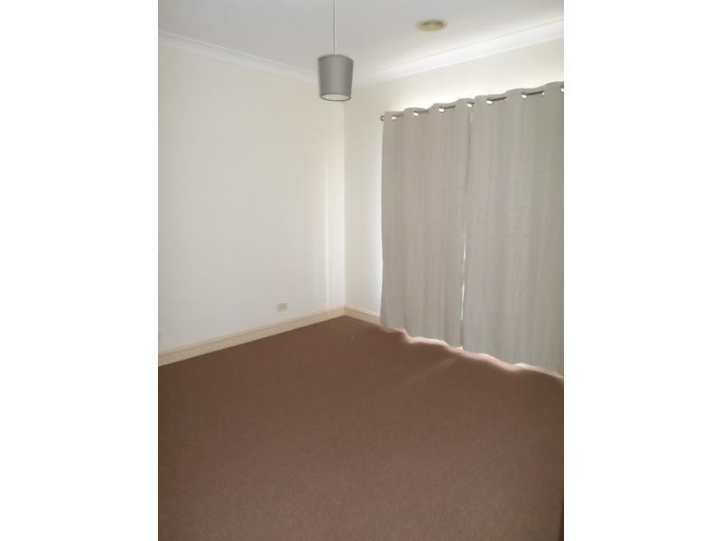 6 Thomasz Place, Kurunjang, VIC 3337, Kurunjang - Thumbnail 5