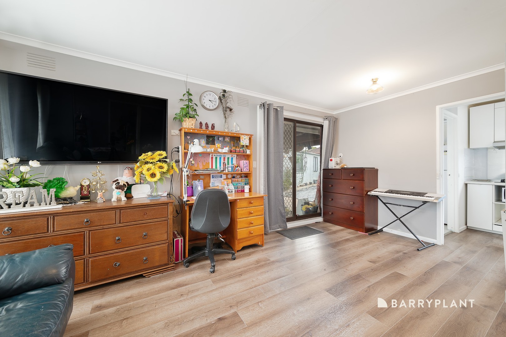 6 Thredbo Court, Epping, VIC 3076, Epping - Thumbnail 5