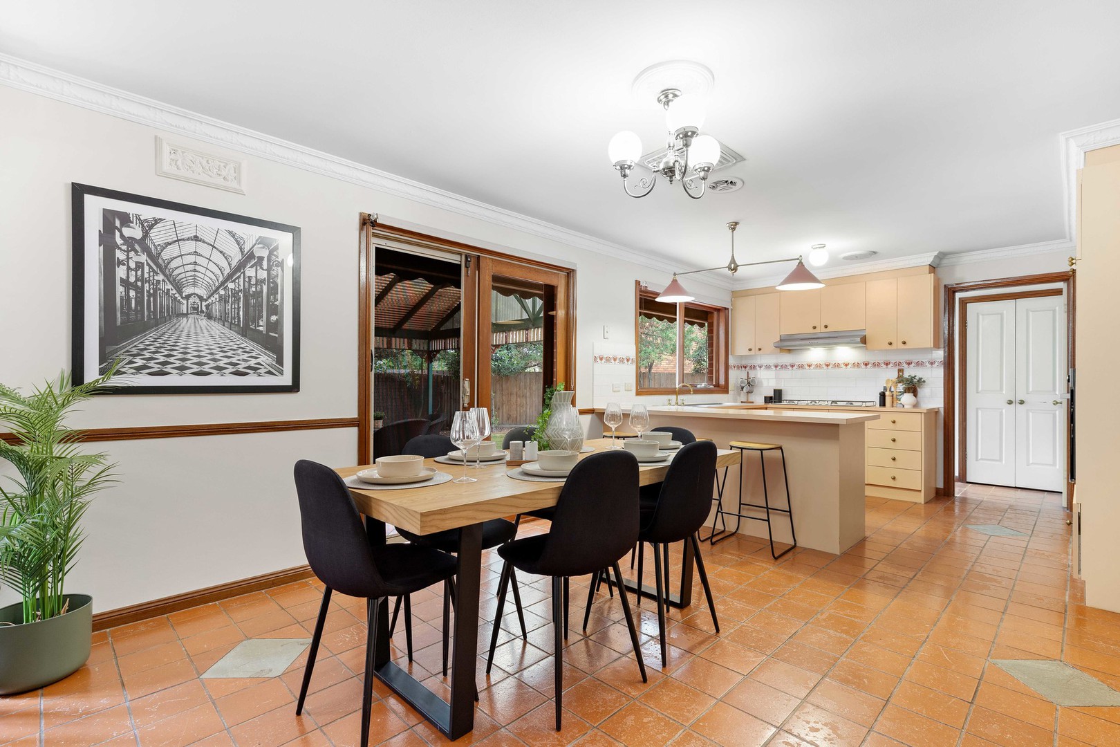 6 Tivoli Court, Taylors Lakes, VIC 3038, Keilor Lodge - Thumbnail 4