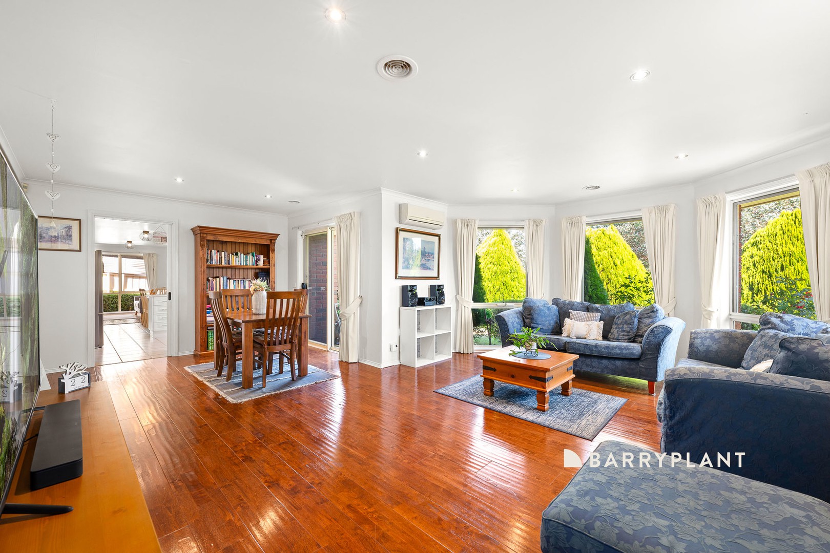 6 Tonia Court, Pakenham, VIC 3810, Pakenham - Thumbnail 3