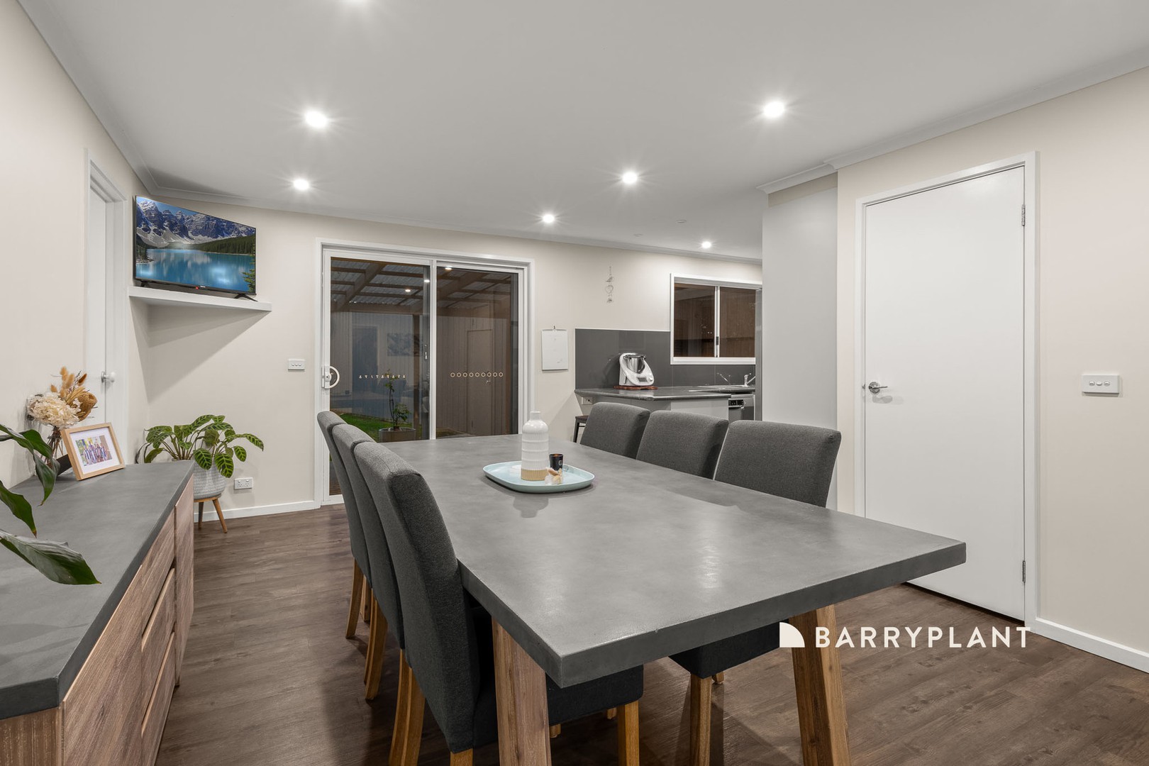 6 Toorak Avenue, Warragul, VIC 3820, Warragul - Thumbnail 7