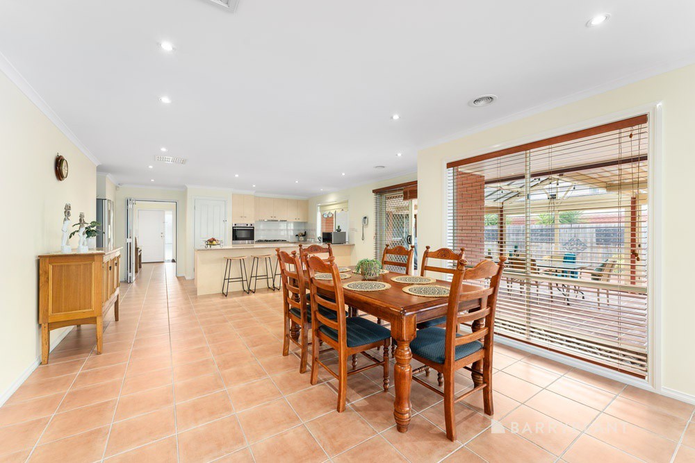 6 Ultimo Place, South Morang, VIC 3752, South Morang - Thumbnail 4