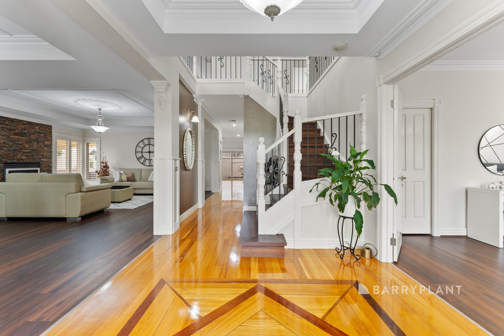 6 Valda Close, Berwick, VIC 3806, Berwick - Thumbnail 2