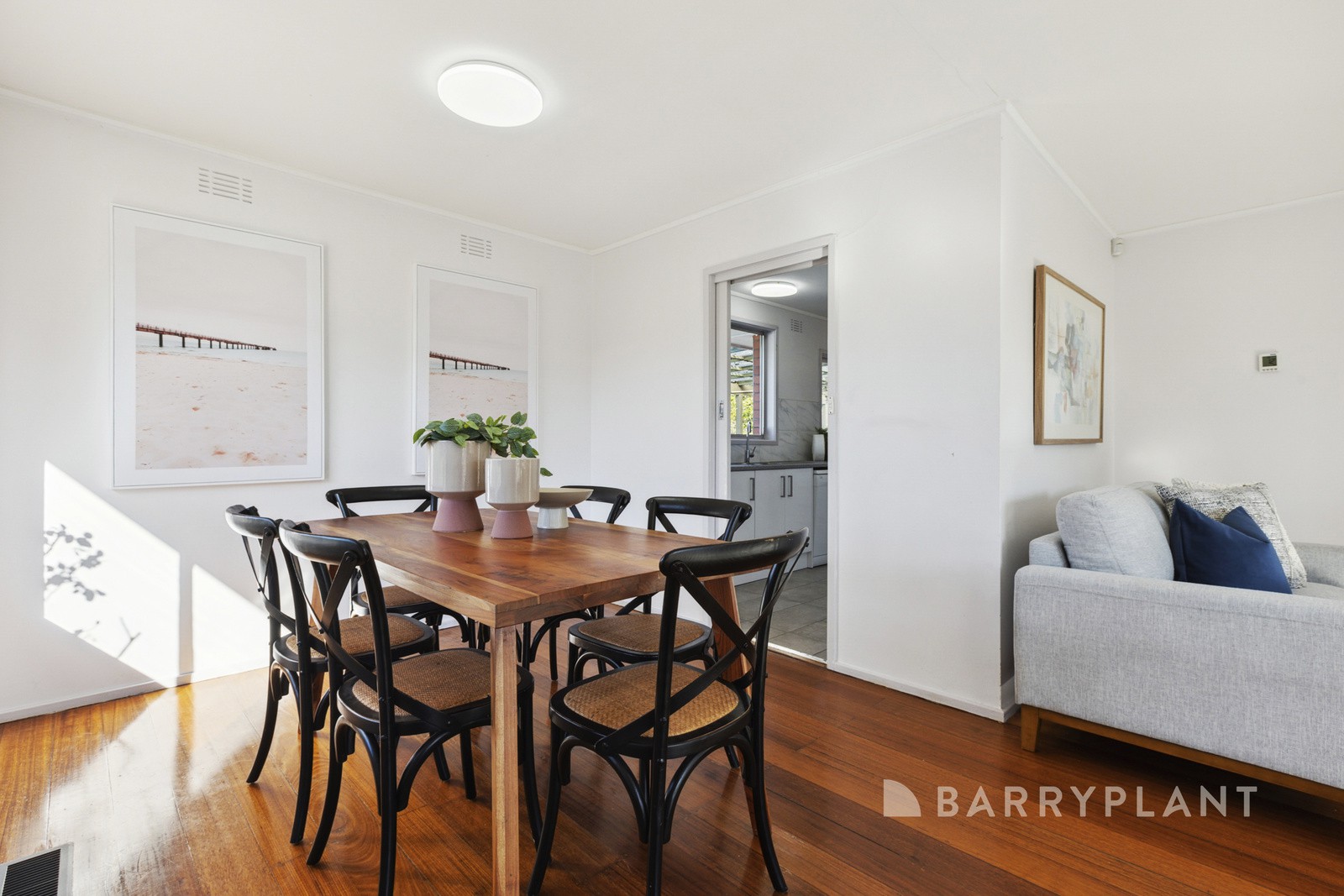 6 Valewood Drive, Mulgrave, VIC 3170 - Thumbnail 2 - 20/06/2024