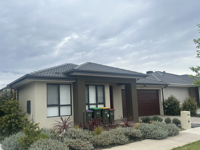 6 Verdant Drive, Donnybrook, VIC 3064 - Image - 22/10/2025