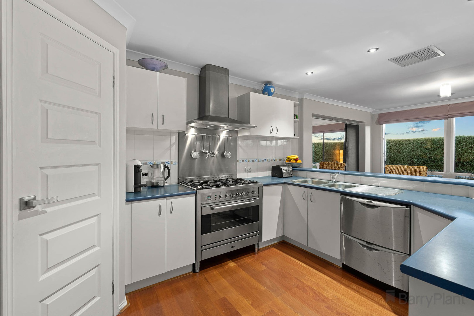 6 Viewbank Rise, Beaconsfield, VIC 3807, Beaconsfield - Thumbnail 8