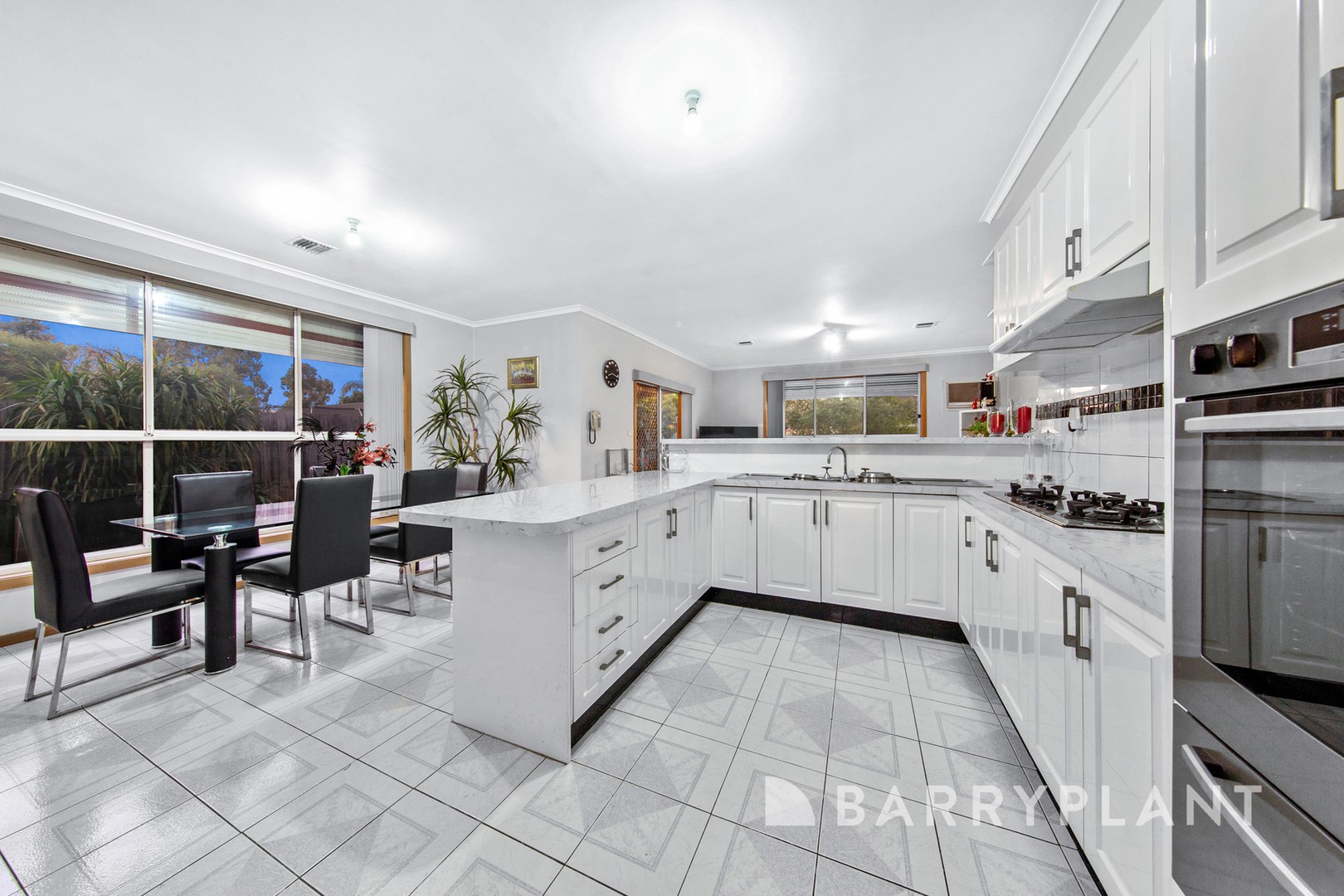 6 Wahgunyah Drive, St Albans, VIC 3021, St Albans - Thumbnail 5