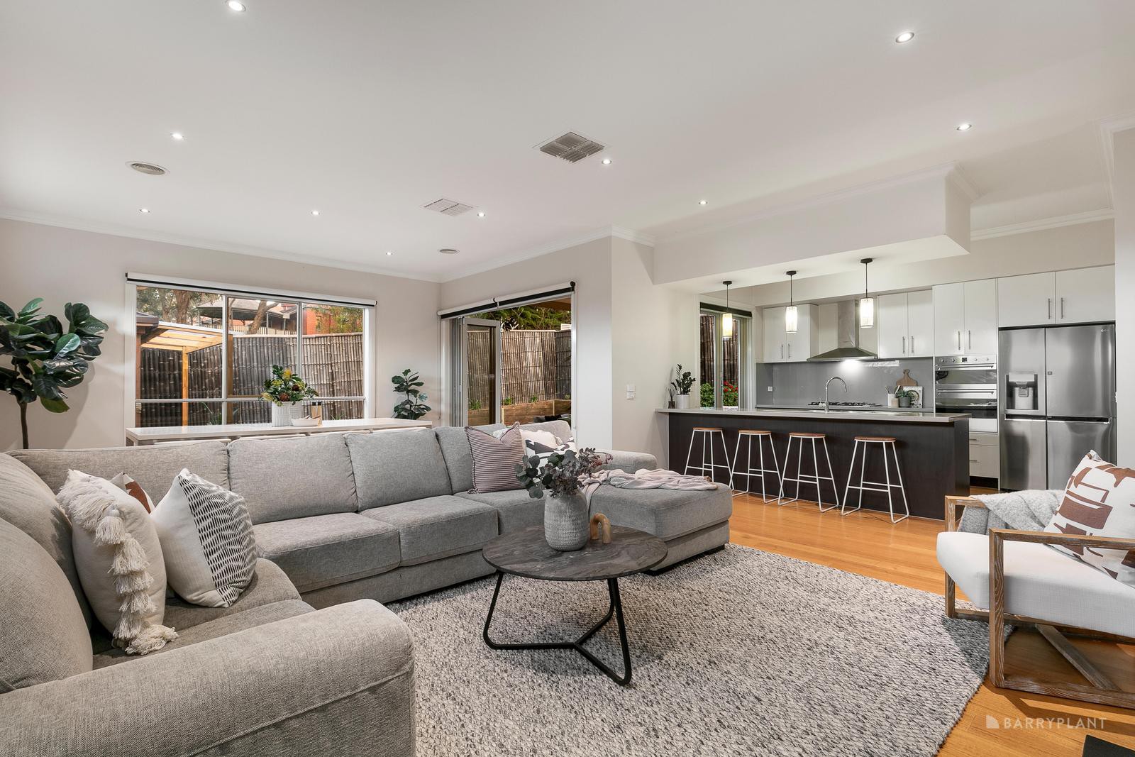 6 Walter Withers Court, Diamond Creek, VIC 3089 - Thumbnail 2 - 23/08/2024