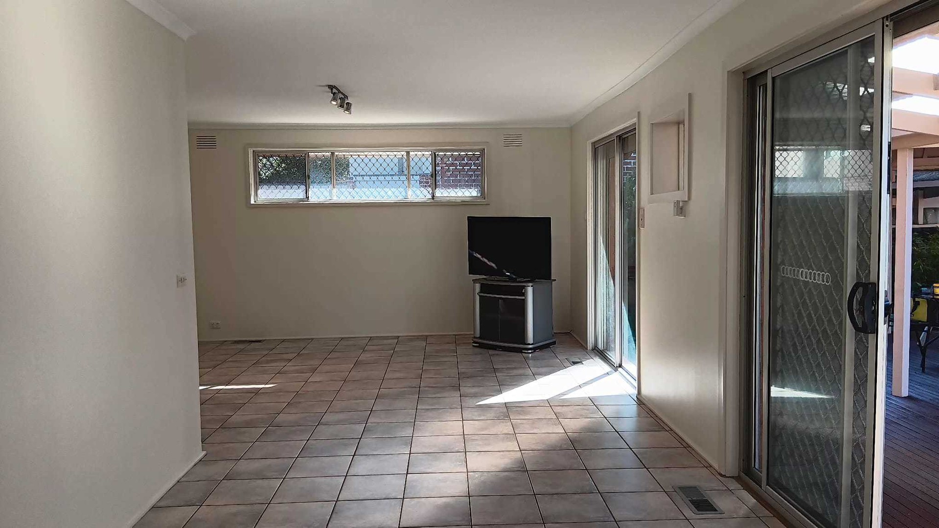 6 Wanda Street, Mulgrave, VIC 3170 - Thumbnail 2 - 16/04/2026