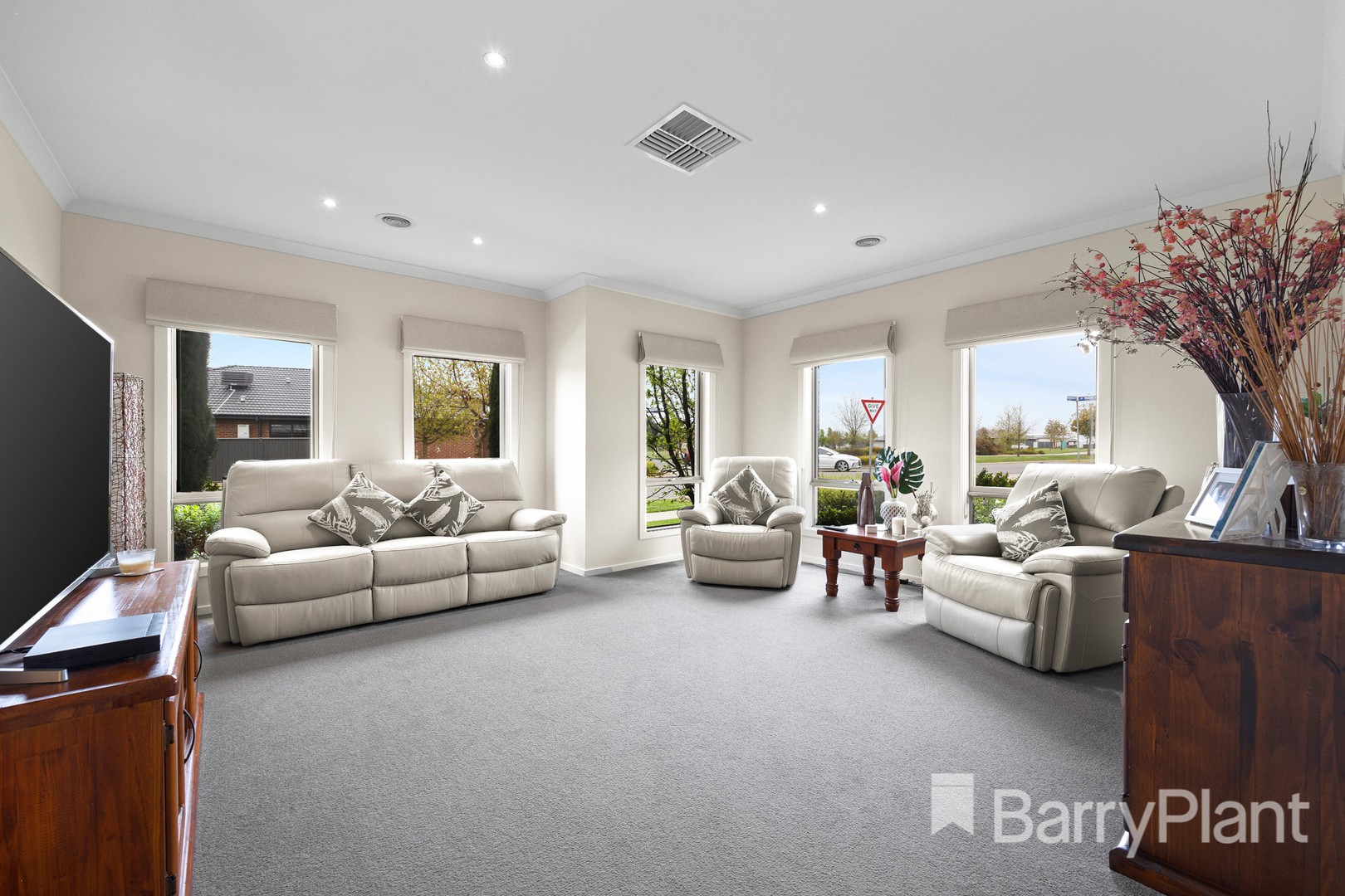 6 Warburton Drive, Lucas, VIC 3350, Lucas - Thumbnail 4