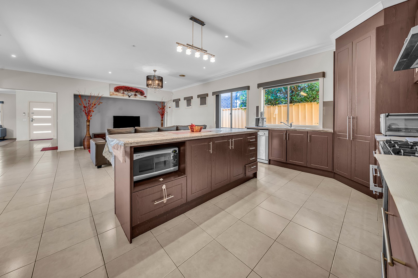 6 Warner Way, Caroline Springs, VIC 3023, Caroline Springs - Thumbnail 4